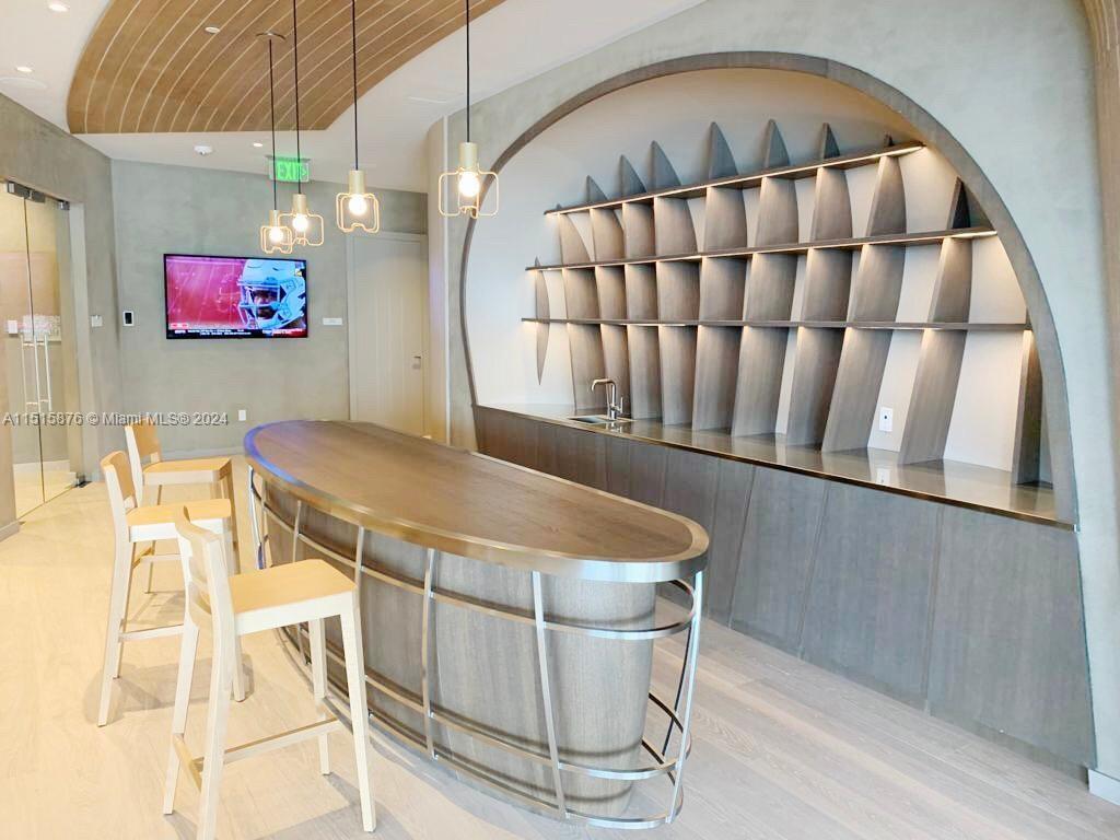 1000 Brickell Plz 3703, Miami, Florida 33131, 1 Bedroom Bedrooms, ,1 BathroomBathrooms,Residential,For Sale,1000 Brickell Plz 3703,A11515876