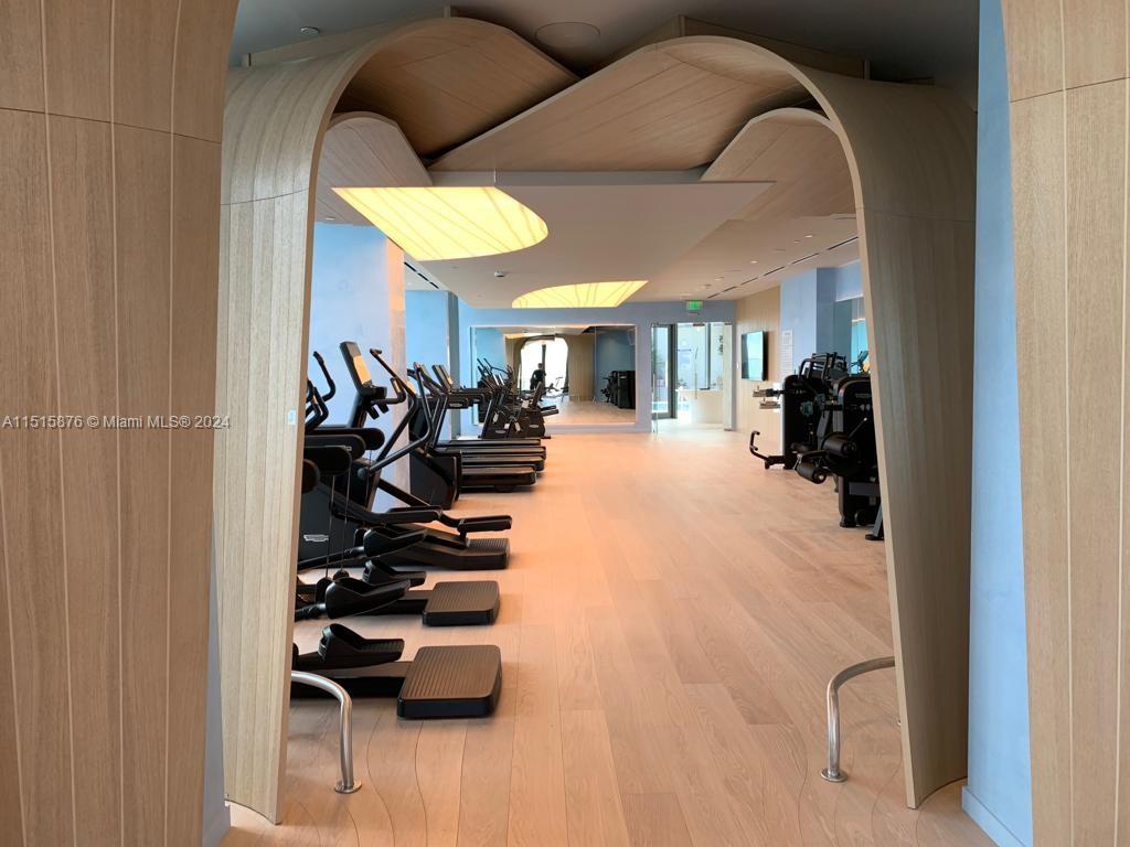 1000 Brickell Plz 3703, Miami, Florida 33131, 1 Bedroom Bedrooms, ,1 BathroomBathrooms,Residential,For Sale,1000 Brickell Plz 3703,A11515876