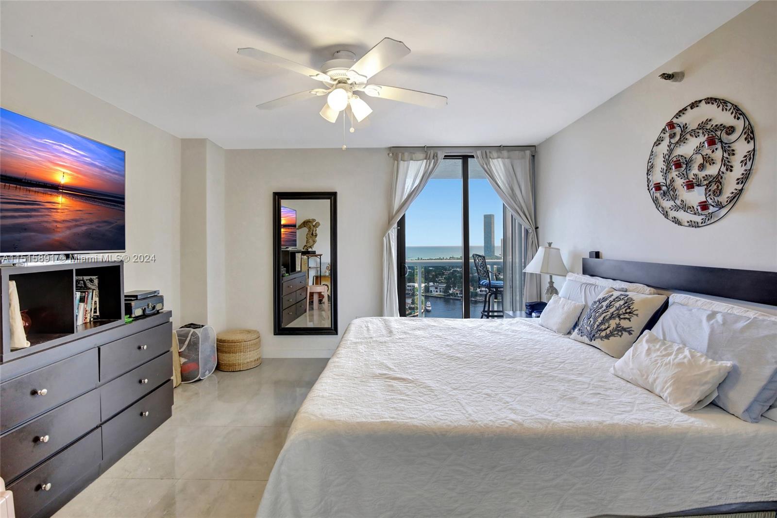 20515 E Country Club Dr 2147, Aventura, Florida 33180, 2 Bedrooms Bedrooms, ,3 BathroomsBathrooms,Residentiallease,For Rent,20515 E Country Club Dr 2147,A11515891