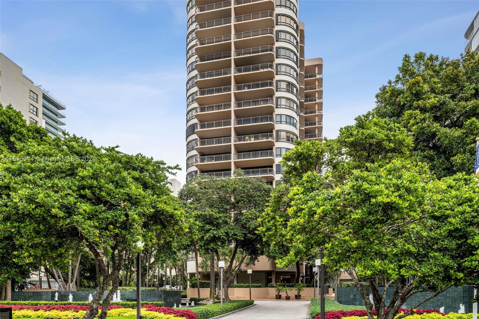 10175 Collins Ave 807, Bal Harbour, Florida 33154, 2 Bedrooms Bedrooms, ,2 BathroomsBathrooms,Residential,For Sale,10175 Collins Ave 807,A11515944