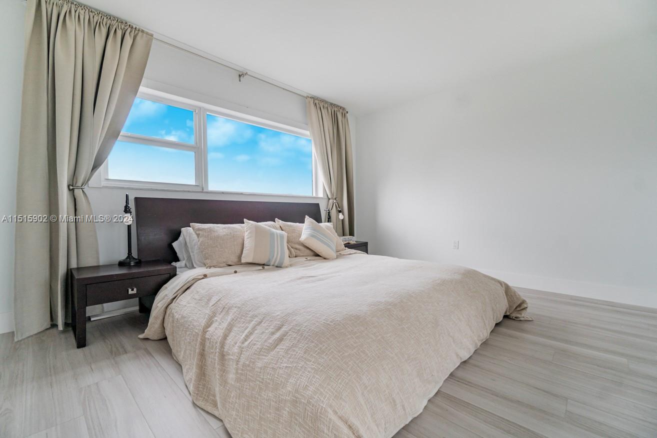 300 Oregon St 309, Hollywood, Florida 33019, 1 Bedroom Bedrooms, ,1 BathroomBathrooms,Residentiallease,For Rent,300 Oregon St 309,A11515902