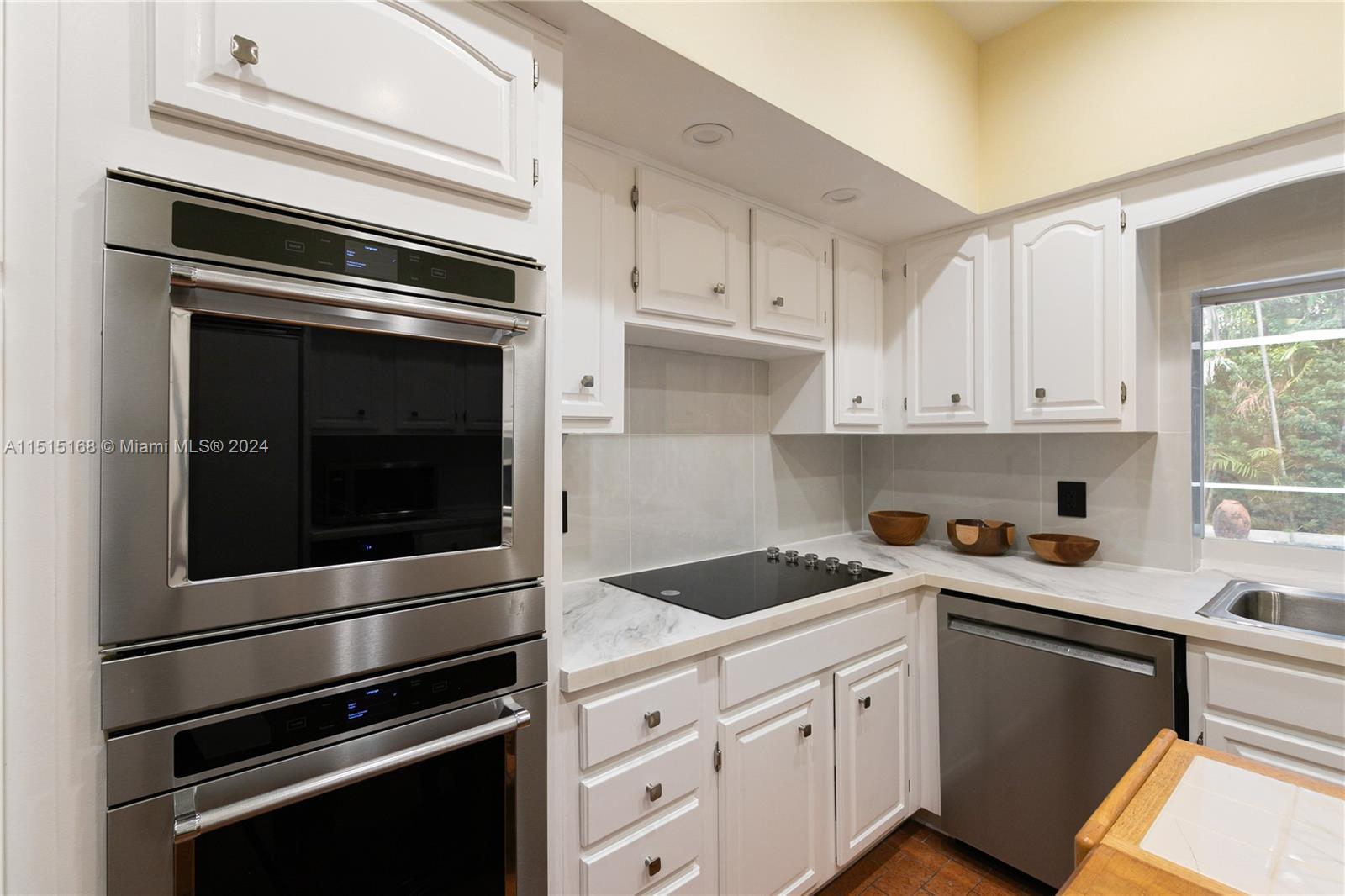 1800 Miami Springs Ave, Miami Springs, Florida 33166, 4 Bedrooms Bedrooms, ,3 BathroomsBathrooms,Residential,For Sale,1800 Miami Springs Ave,A11515168