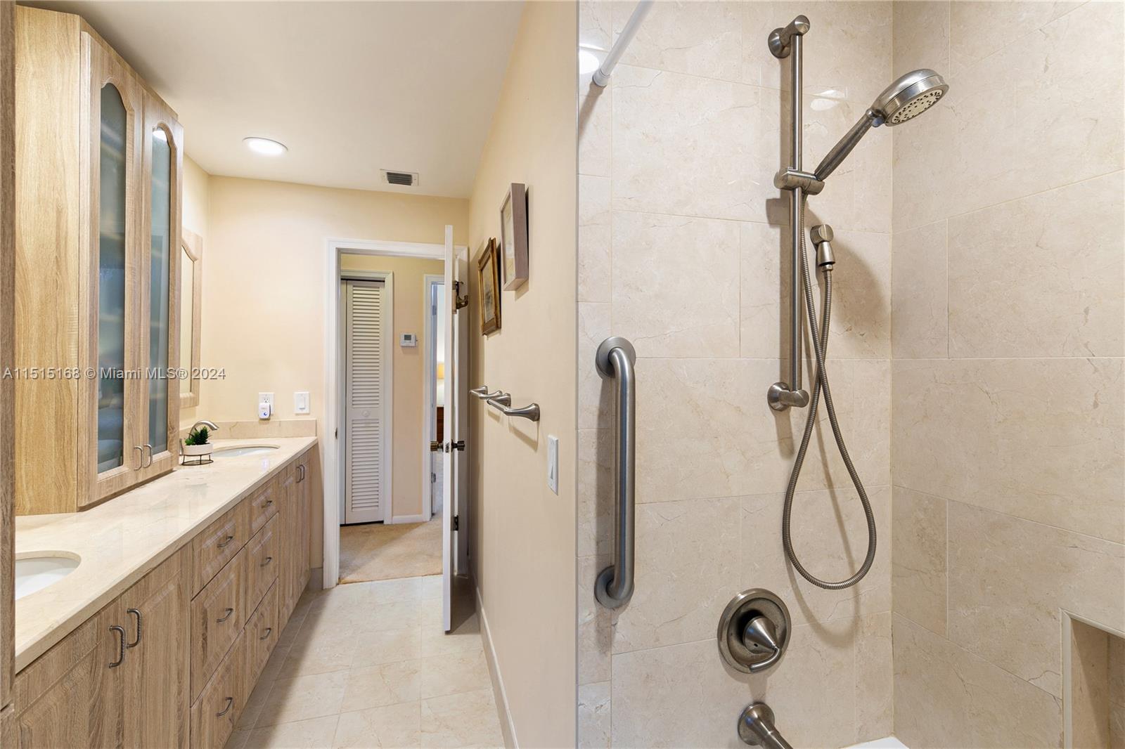 1800 Miami Springs Ave, Miami Springs, Florida 33166, 4 Bedrooms Bedrooms, ,3 BathroomsBathrooms,Residential,For Sale,1800 Miami Springs Ave,A11515168