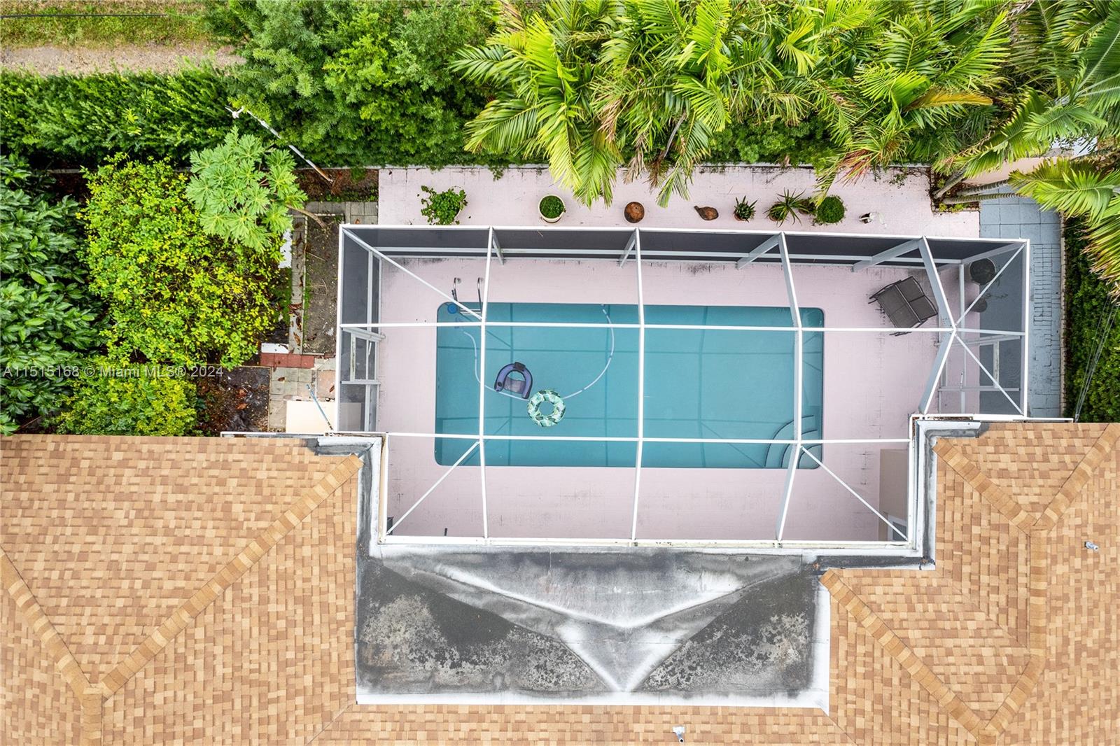 1800 Miami Springs Ave, Miami Springs, Florida 33166, 4 Bedrooms Bedrooms, ,3 BathroomsBathrooms,Residential,For Sale,1800 Miami Springs Ave,A11515168