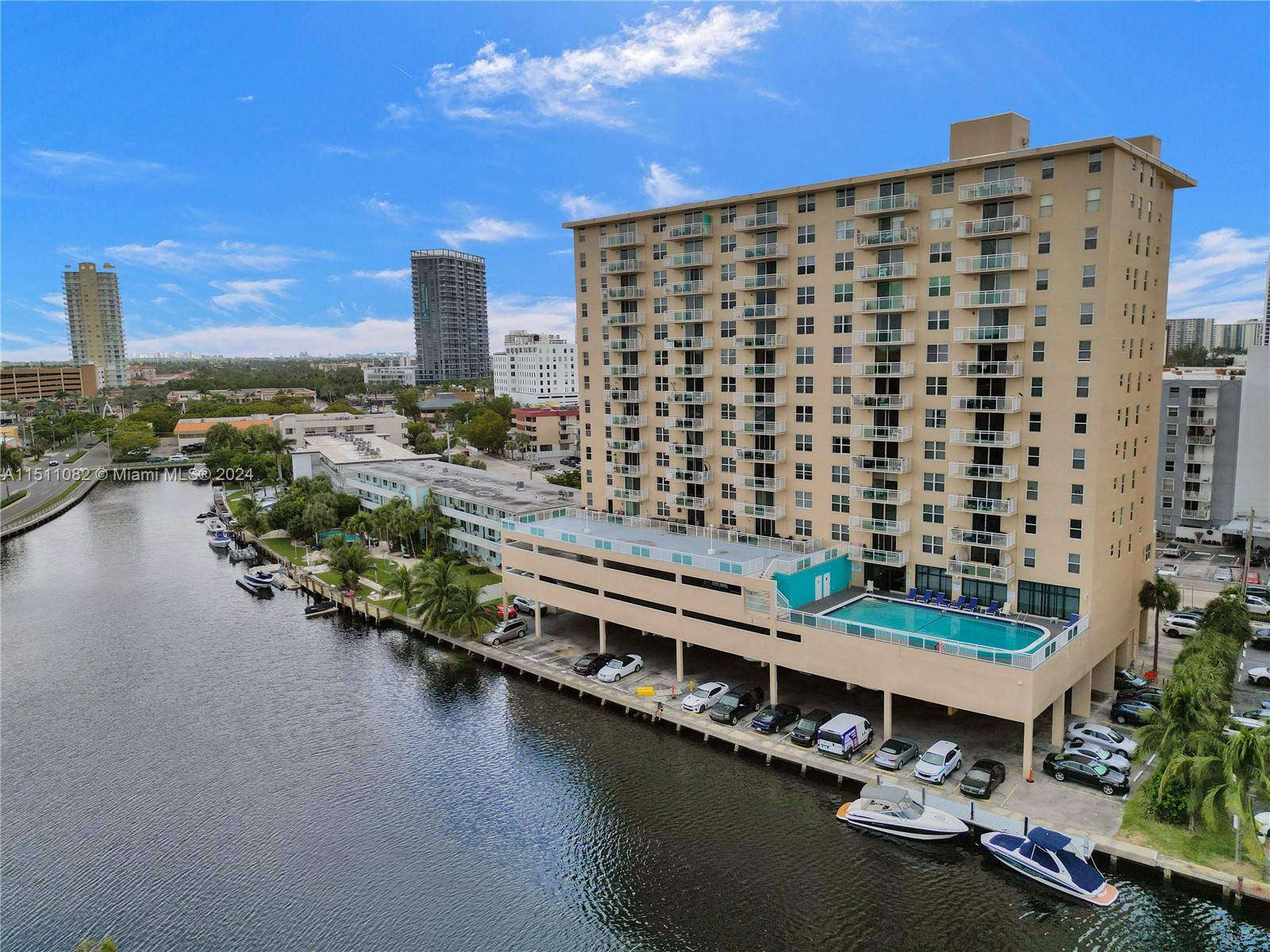 437 Golden Isles Dr 9B-C, Hallandale Beach, Florida 33009, 3 Bedrooms Bedrooms, ,2 BathroomsBathrooms,Residential,For Sale,437 Golden Isles Dr 9B-C,A11511082
