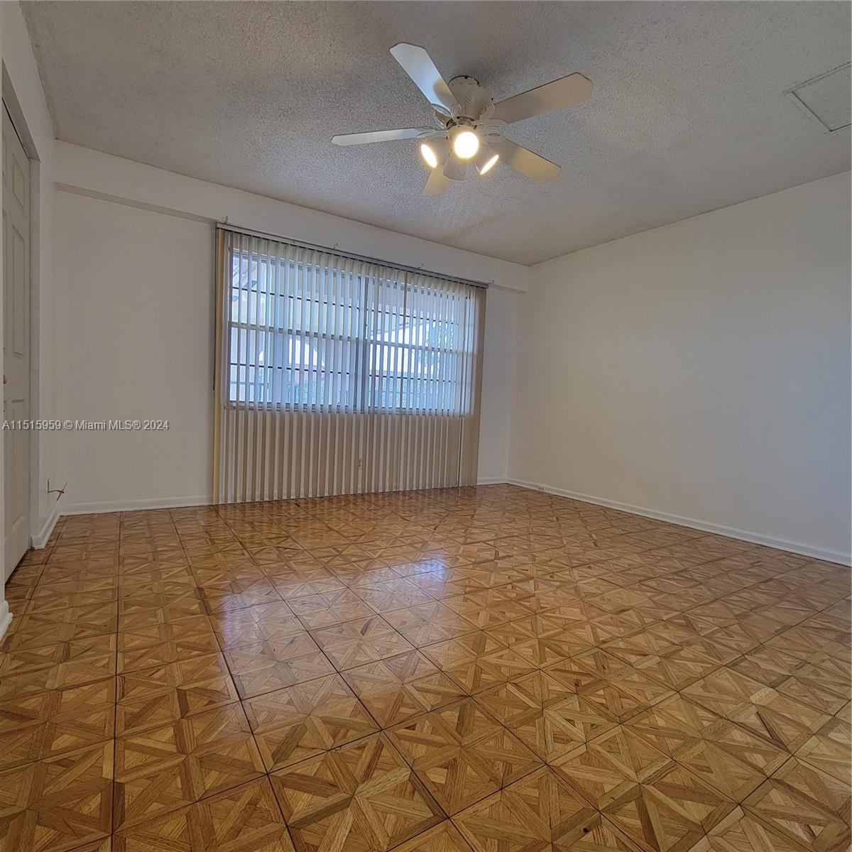 1001 SW 128th Ter 414B, Pembroke Pines, Florida 33027, 1 Bedroom Bedrooms, ,1 BathroomBathrooms,Residential,For Sale,1001 SW 128th Ter 414B,A11515959
