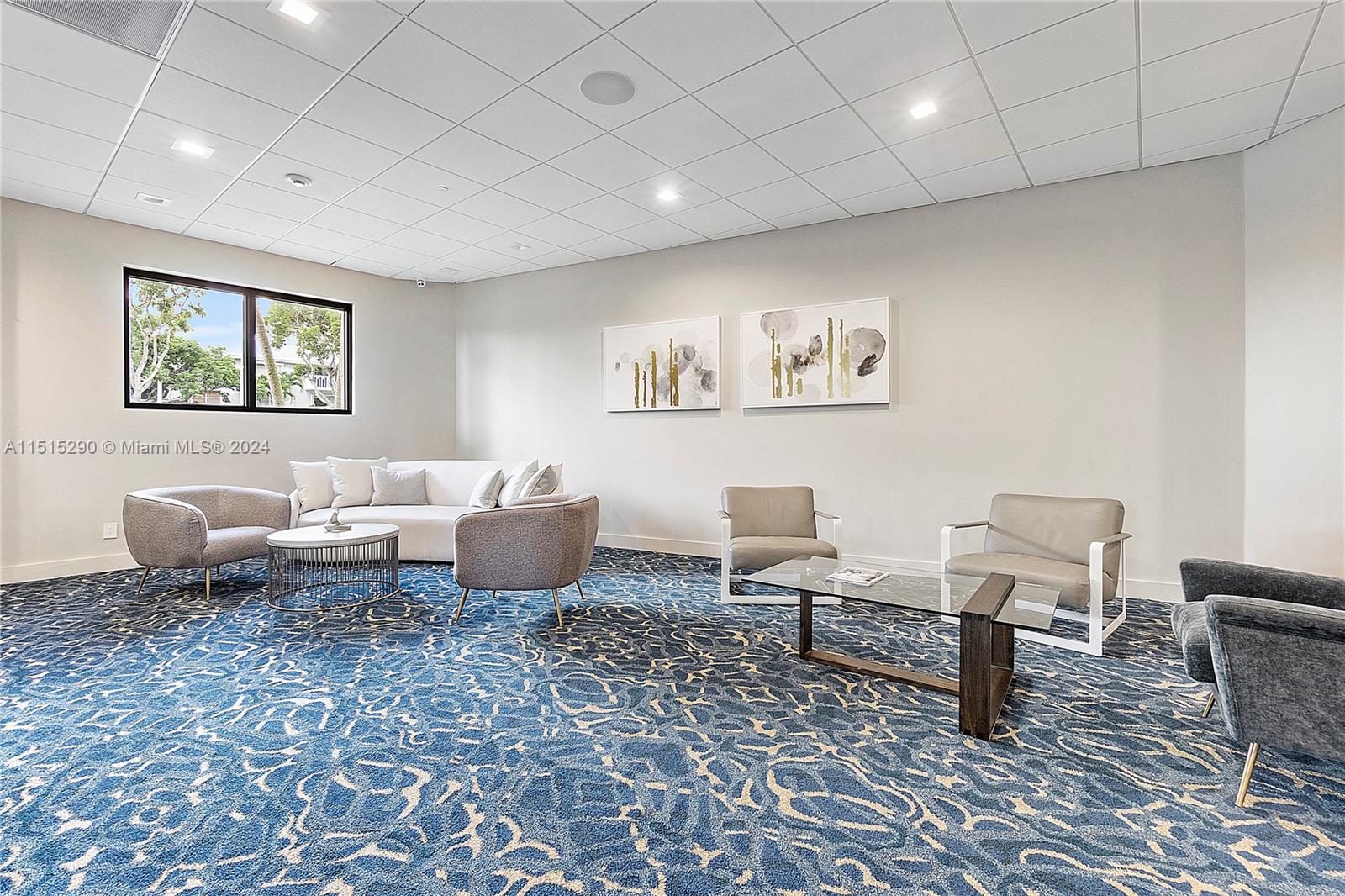 90 Edgewater Dr 123, Coral Gables, Florida 33133, 1 Bedroom Bedrooms, ,1 BathroomBathrooms,Residentiallease,For Rent,90 Edgewater Dr 123,A11515290