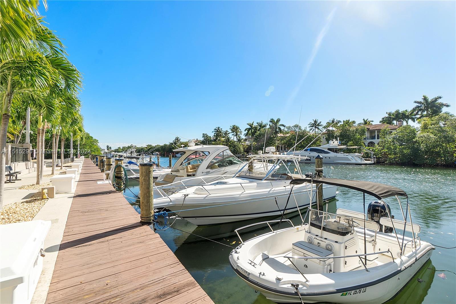 90 Edgewater Dr 123, Coral Gables, Florida 33133, 1 Bedroom Bedrooms, ,1 BathroomBathrooms,Residentiallease,For Rent,90 Edgewater Dr 123,A11515290