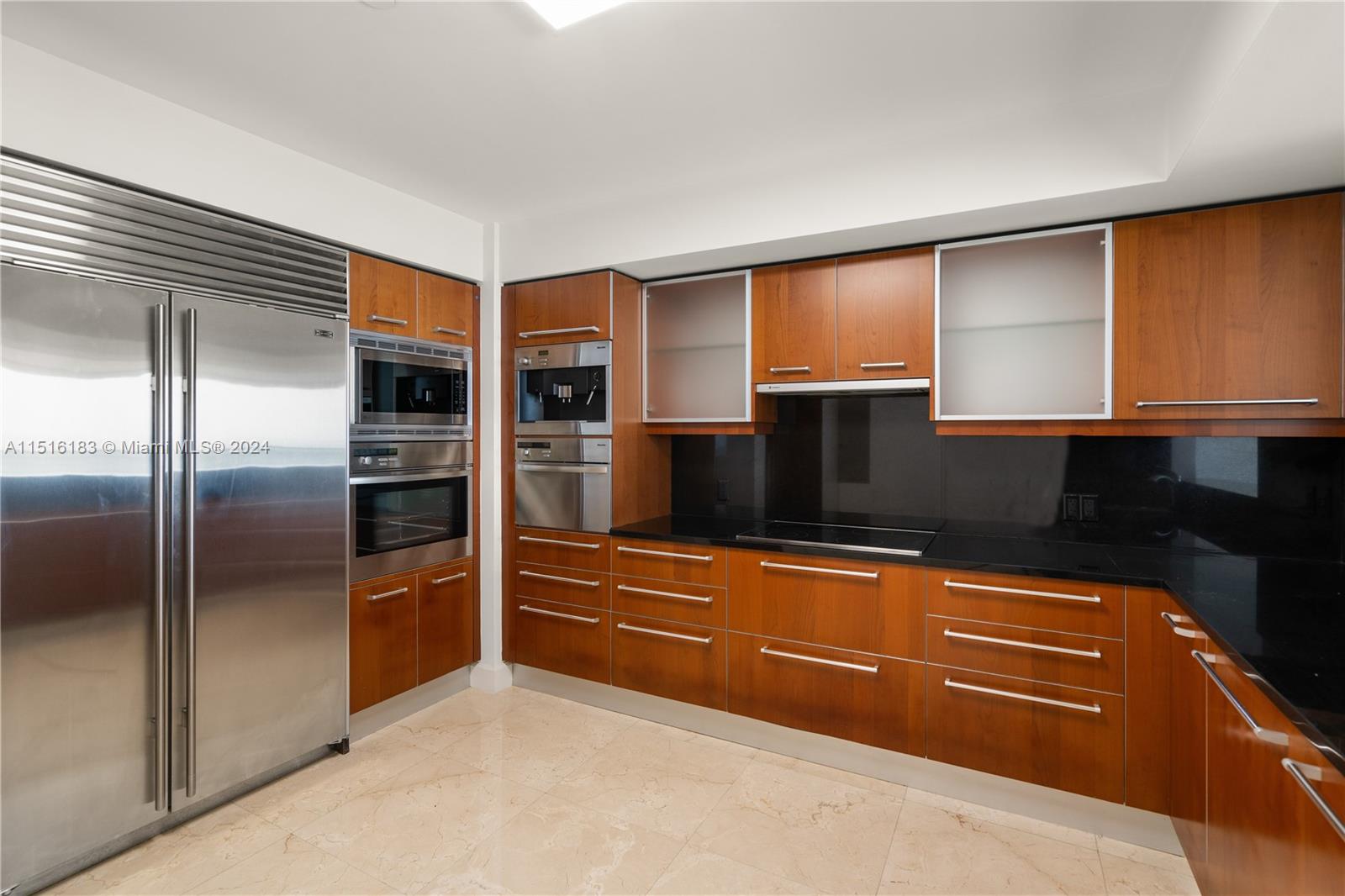 1331 Brickell Bay Dr 3807, Miami, Florida 33131, 3 Bedrooms Bedrooms, ,3 BathroomsBathrooms,Residentiallease,For Rent,1331 Brickell Bay Dr 3807,A11516183