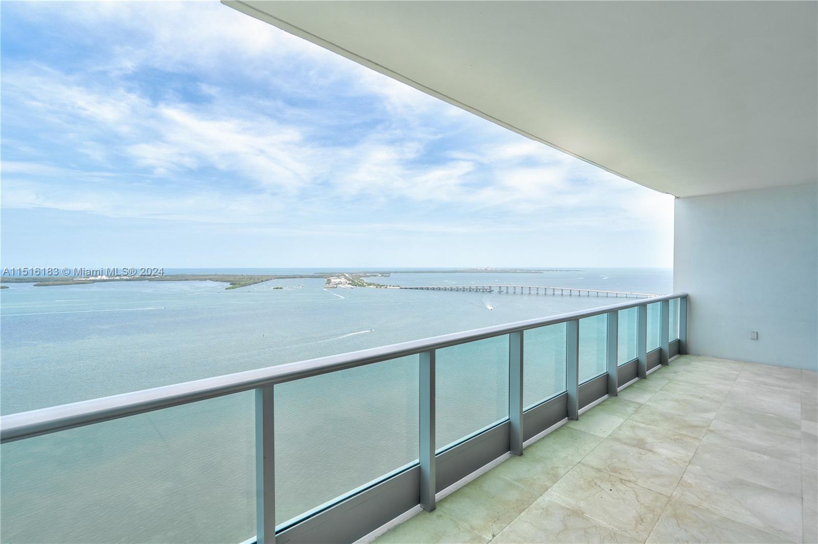 1331 Brickell Bay Dr 3807, Miami, Florida 33131, 3 Bedrooms Bedrooms, ,3 BathroomsBathrooms,Residentiallease,For Rent,1331 Brickell Bay Dr 3807,A11516183
