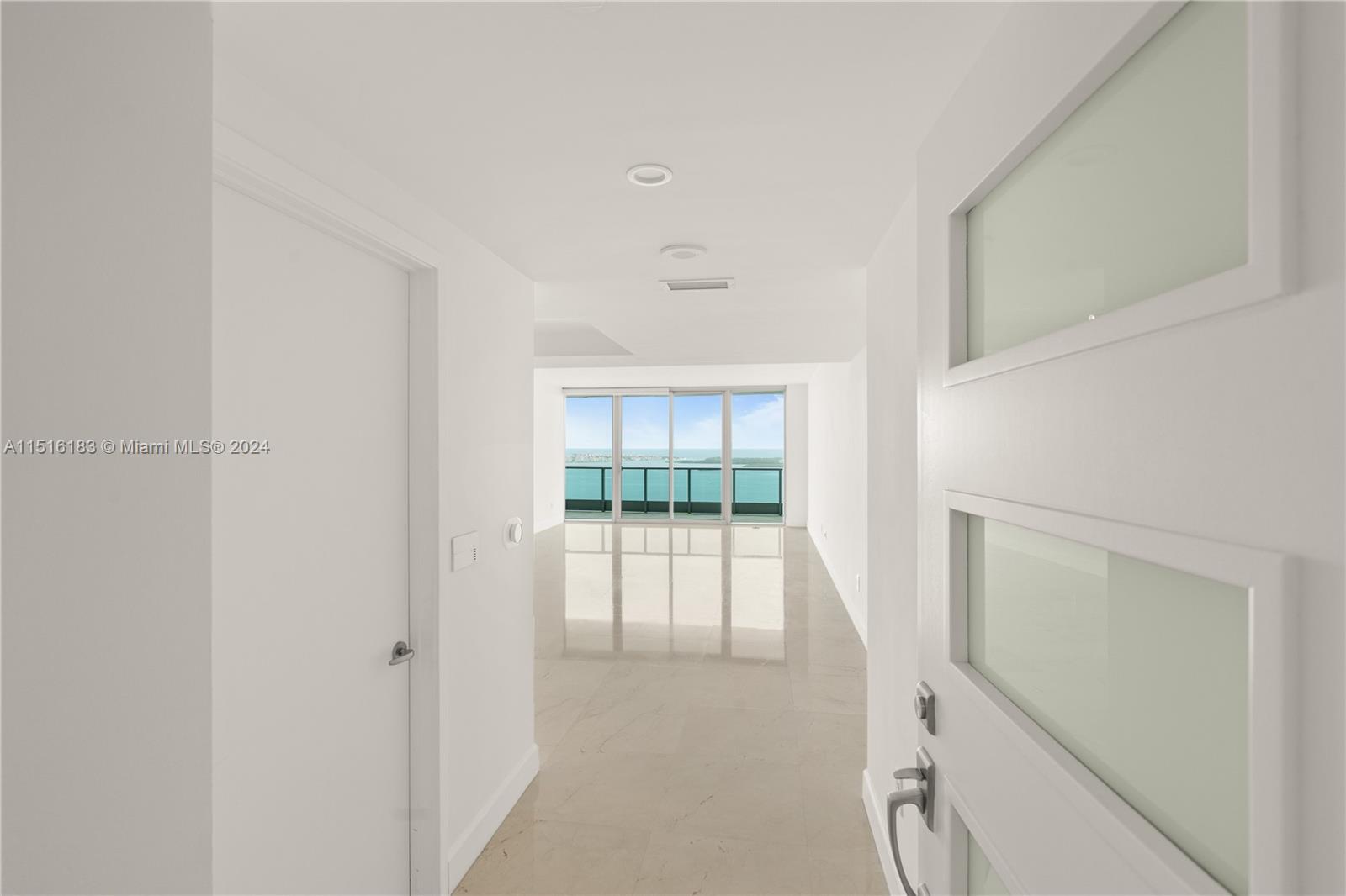 1331 Brickell Bay Dr 3807, Miami, Florida 33131, 3 Bedrooms Bedrooms, ,3 BathroomsBathrooms,Residentiallease,For Rent,1331 Brickell Bay Dr 3807,A11516183