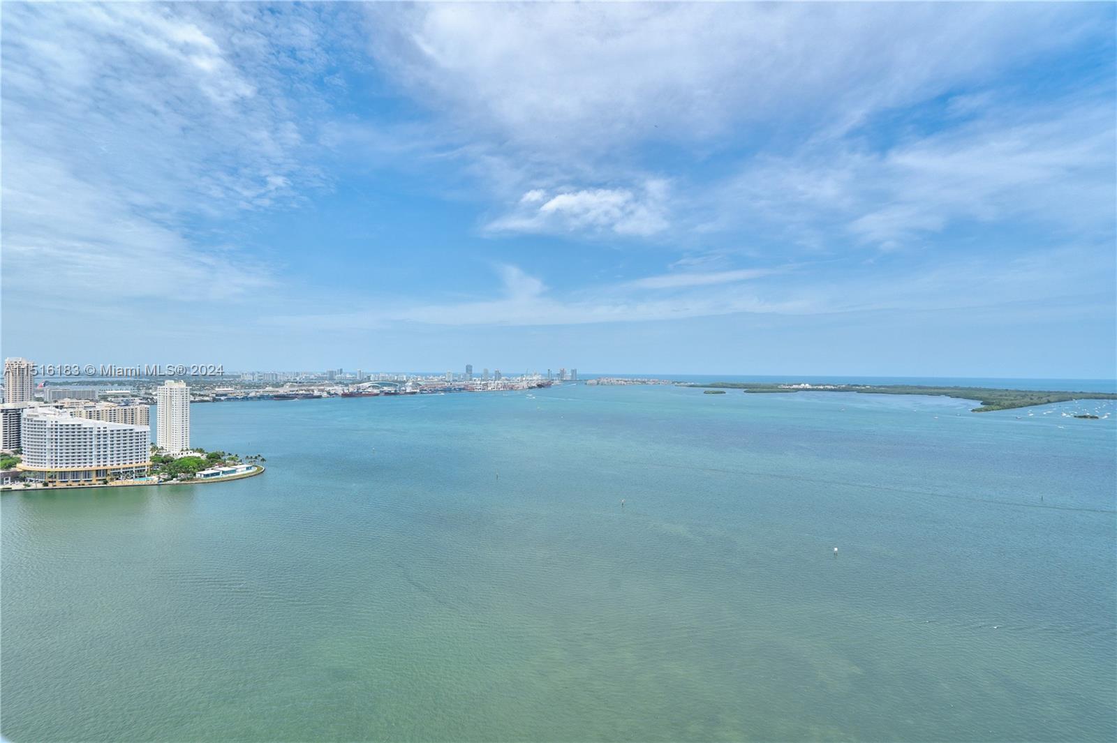 1331 Brickell Bay Dr 3807, Miami, Florida 33131, 3 Bedrooms Bedrooms, ,3 BathroomsBathrooms,Residentiallease,For Rent,1331 Brickell Bay Dr 3807,A11516183