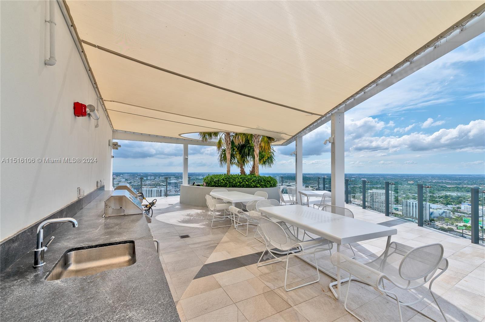 501 NE 31st St 2710, Miami, Florida 33137, 2 Bedrooms Bedrooms, ,2 BathroomsBathrooms,Residentiallease,For Rent,501 NE 31st St 2710,A11516106