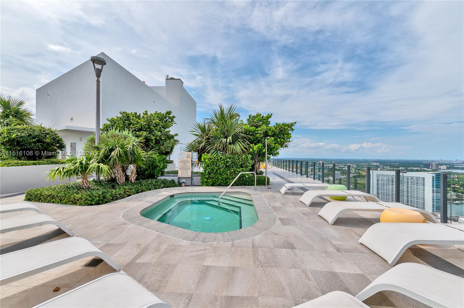 501 NE 31st St 2710, Miami, Florida 33137, 2 Bedrooms Bedrooms, ,2 BathroomsBathrooms,Residentiallease,For Rent,501 NE 31st St 2710,A11516106