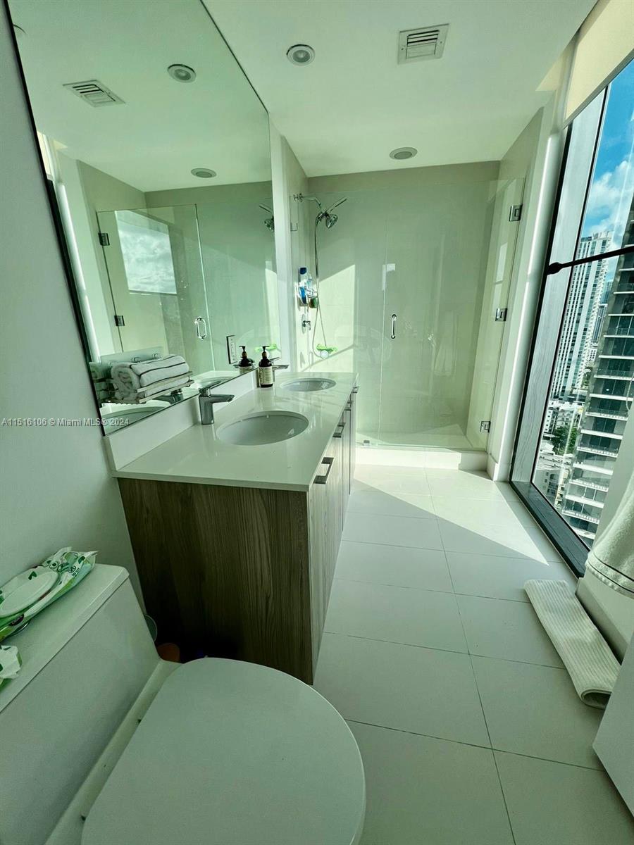 501 NE 31st St 2710, Miami, Florida 33137, 2 Bedrooms Bedrooms, ,2 BathroomsBathrooms,Residentiallease,For Rent,501 NE 31st St 2710,A11516106