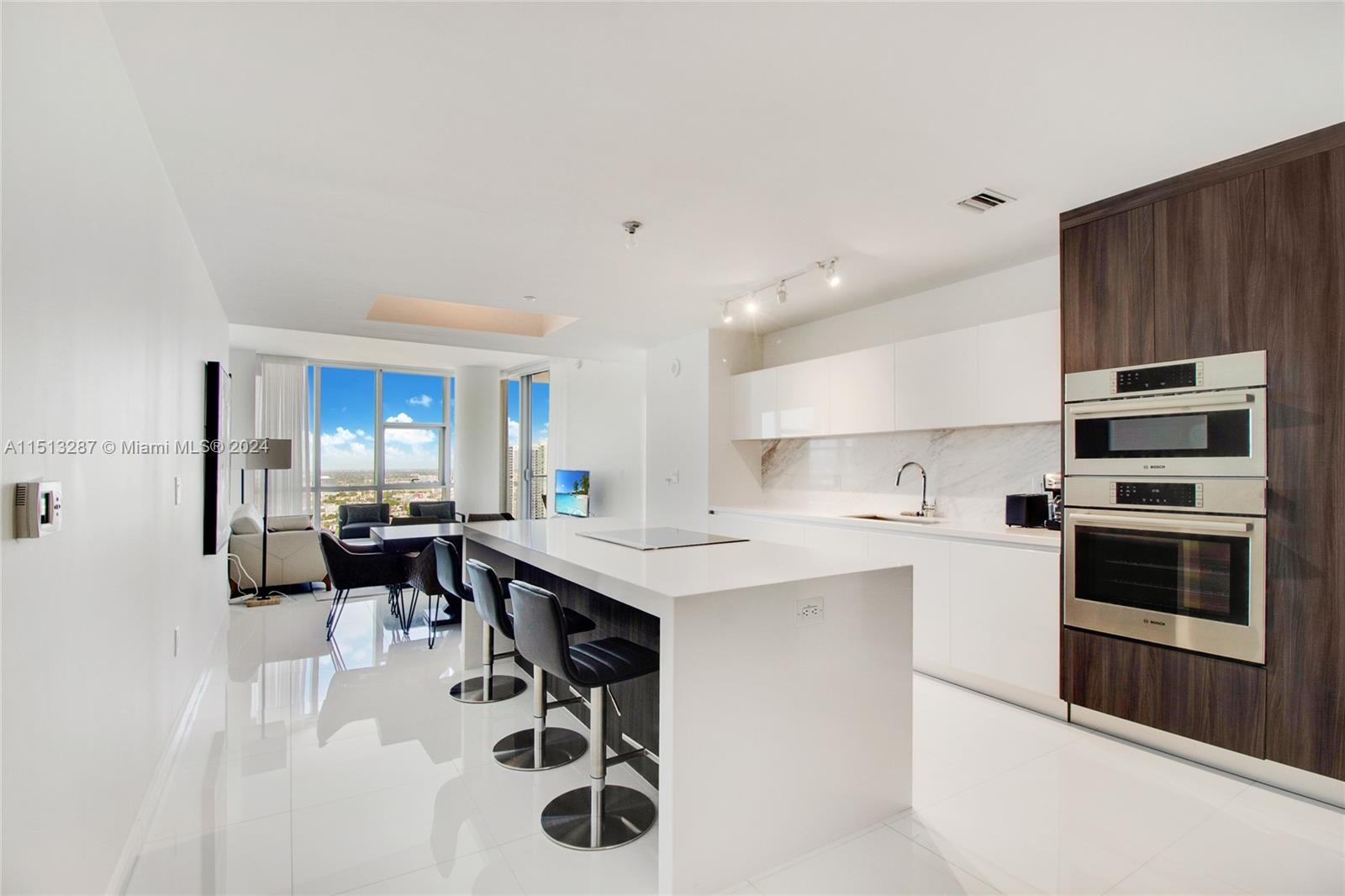 851 NE 1st Ave 2501, Miami, Florida 33132, 3 Bedrooms Bedrooms, ,4 BathroomsBathrooms,Residentiallease,For Rent,851 NE 1st Ave 2501,A11513287