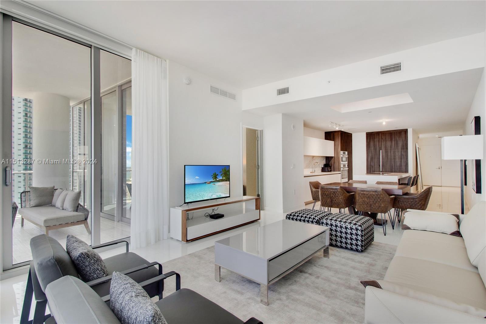 851 NE 1st Ave 2501, Miami, Florida 33132, 3 Bedrooms Bedrooms, ,4 BathroomsBathrooms,Residentiallease,For Rent,851 NE 1st Ave 2501,A11513287