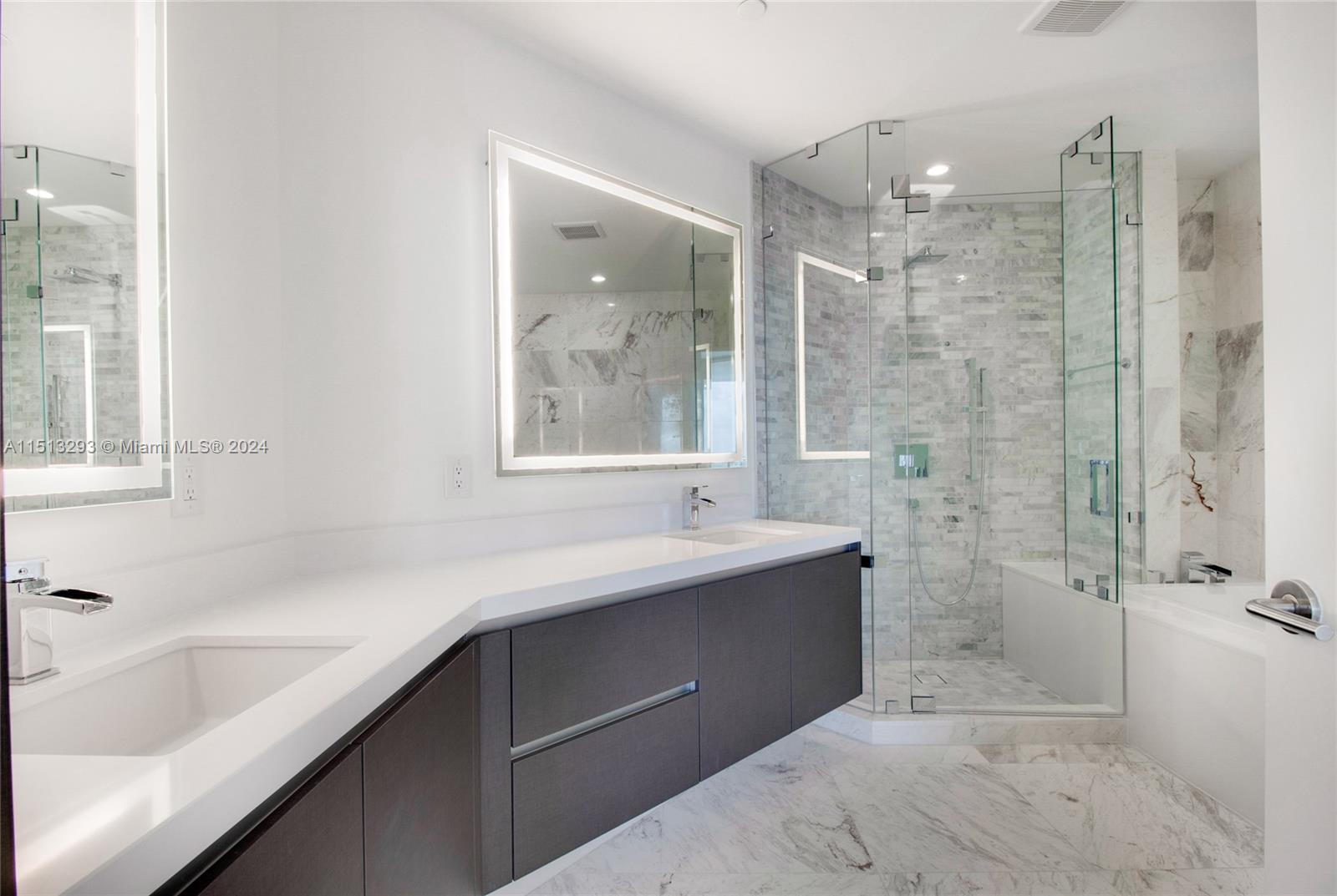 851 NE 1st Ave 3208, Miami, Florida 33132, 2 Bedrooms Bedrooms, ,3 BathroomsBathrooms,Residential,For Sale,851 NE 1st Ave 3208,A11513293