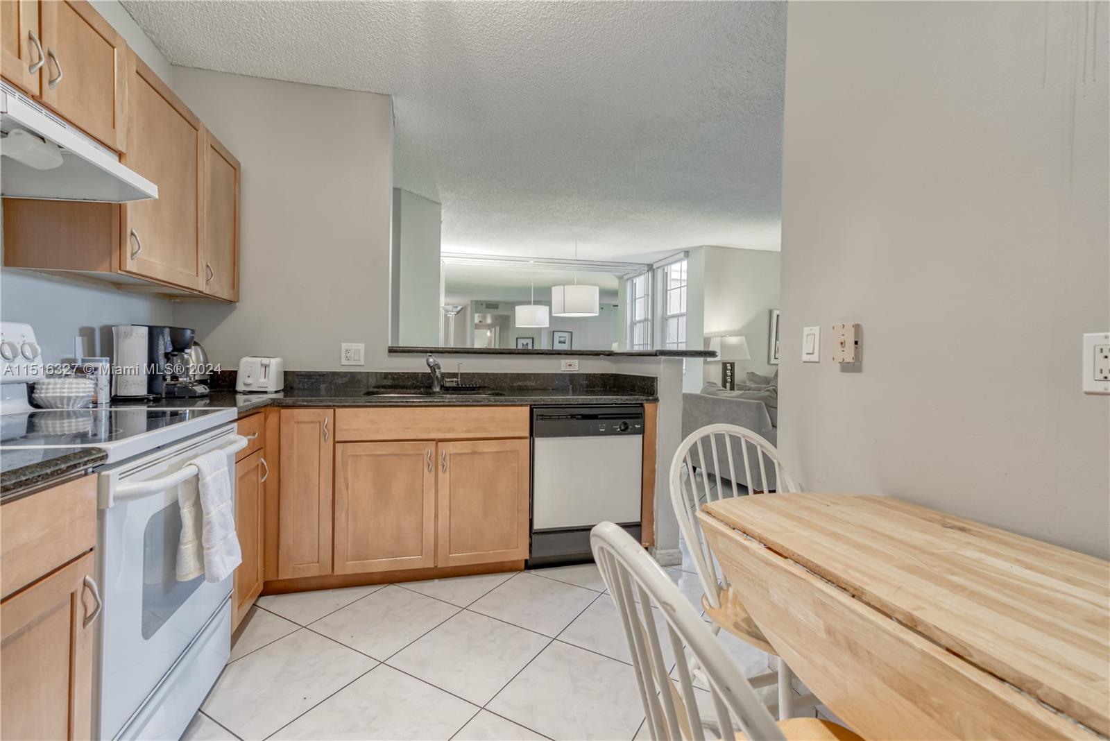 19655 E Country Club Dr 6108, Aventura, Florida 33180, 2 Bedrooms Bedrooms, ,2 BathroomsBathrooms,Residential,For Sale,19655 E Country Club Dr 6108,A11516327