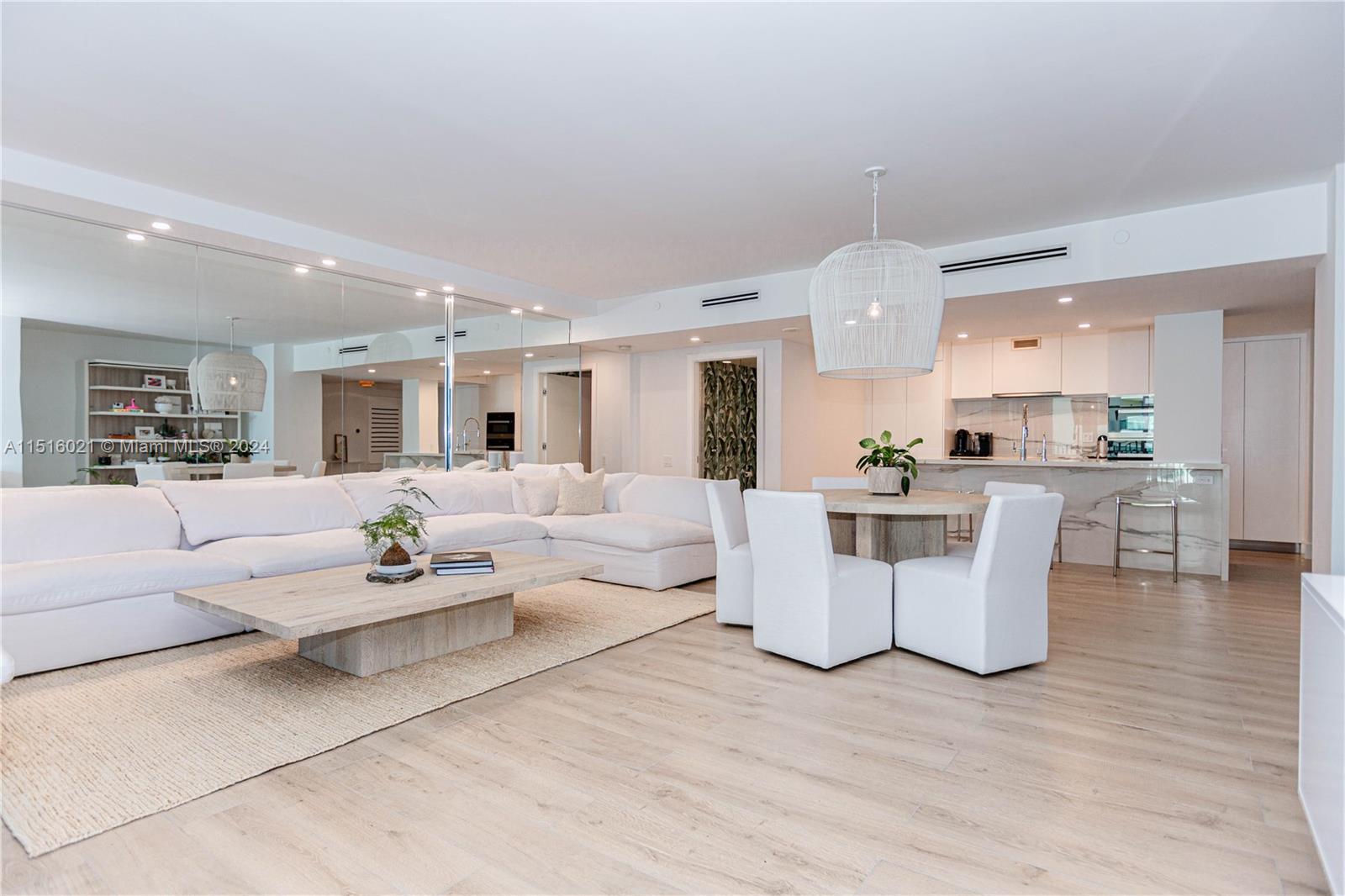 1500 Ocean Drive 904, Miami Beach, Florida 33139, 2 Bedrooms Bedrooms, ,3 BathroomsBathrooms,Residential,For Sale,1500 Ocean Drive 904,A11516021