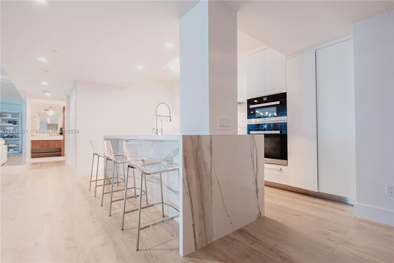 1500 Ocean Drive 904, Miami Beach, Florida 33139, 2 Bedrooms Bedrooms, ,3 BathroomsBathrooms,Residential,For Sale,1500 Ocean Drive 904,A11516021