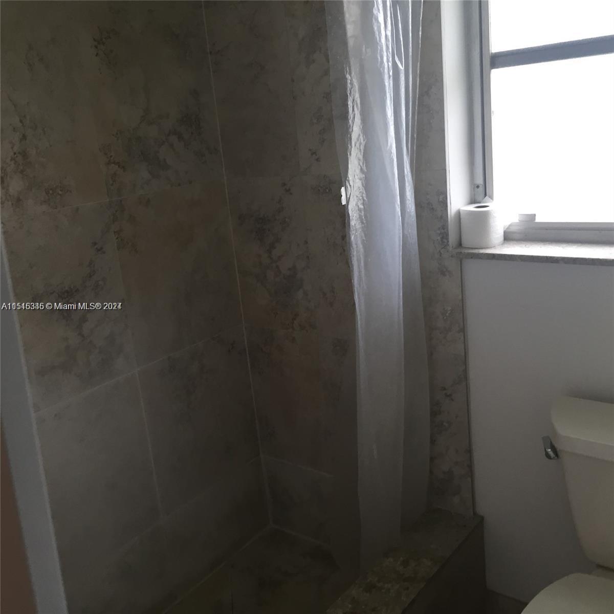 907 Cypress Ter 206, Pompano Beach, Florida 33069, 3 Bedrooms Bedrooms, ,2 BathroomsBathrooms,Residentiallease,For Rent,907 Cypress Ter 206,A11516345