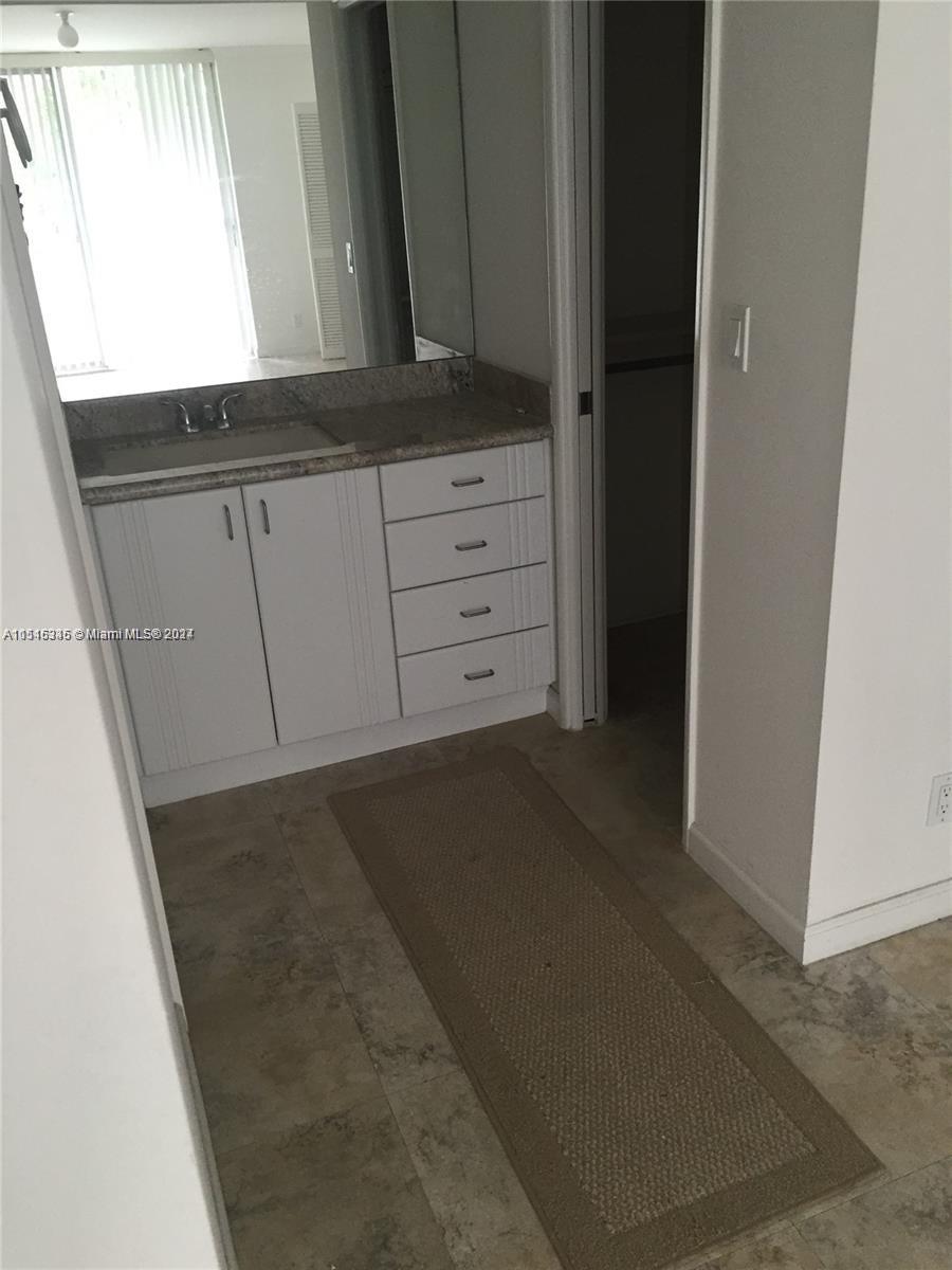 907 Cypress Ter 206, Pompano Beach, Florida 33069, 3 Bedrooms Bedrooms, ,2 BathroomsBathrooms,Residentiallease,For Rent,907 Cypress Ter 206,A11516345