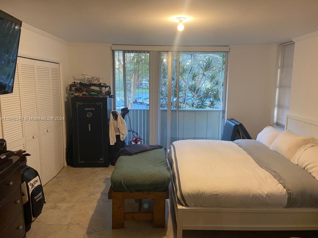 907 Cypress Ter 206, Pompano Beach, Florida 33069, 3 Bedrooms Bedrooms, ,2 BathroomsBathrooms,Residentiallease,For Rent,907 Cypress Ter 206,A11516345