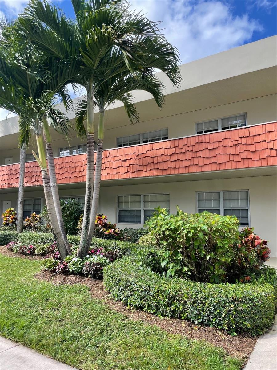 907 Cypress Ter 206, Pompano Beach, Florida 33069, 3 Bedrooms Bedrooms, ,2 BathroomsBathrooms,Residentiallease,For Rent,907 Cypress Ter 206,A11516345