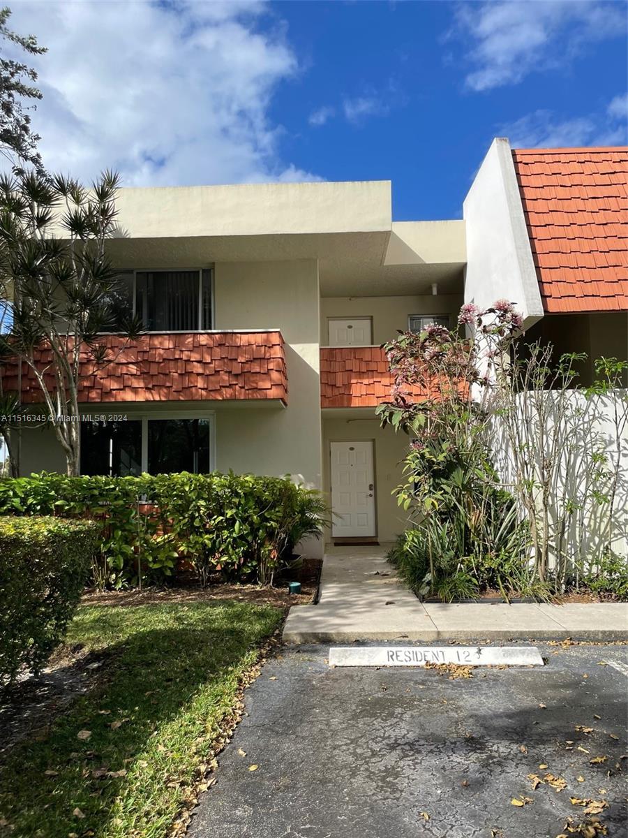 907 Cypress Ter 206, Pompano Beach, Florida 33069, 3 Bedrooms Bedrooms, ,2 BathroomsBathrooms,Residentiallease,For Rent,907 Cypress Ter 206,A11516345