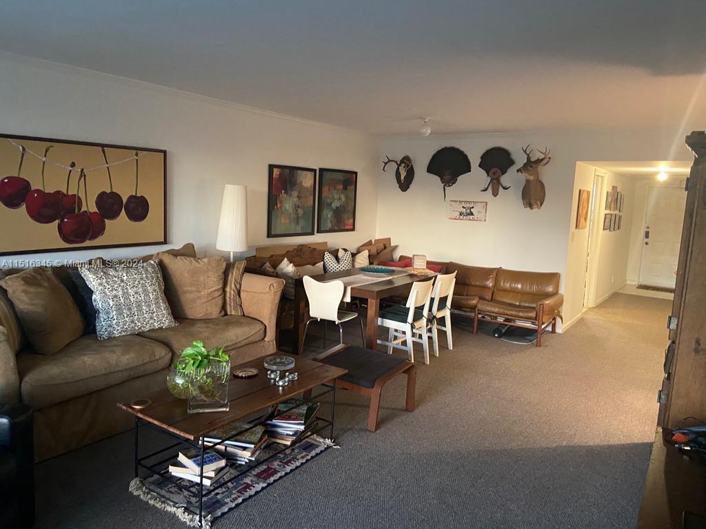 907 Cypress Ter 206, Pompano Beach, Florida 33069, 3 Bedrooms Bedrooms, ,2 BathroomsBathrooms,Residentiallease,For Rent,907 Cypress Ter 206,A11516345