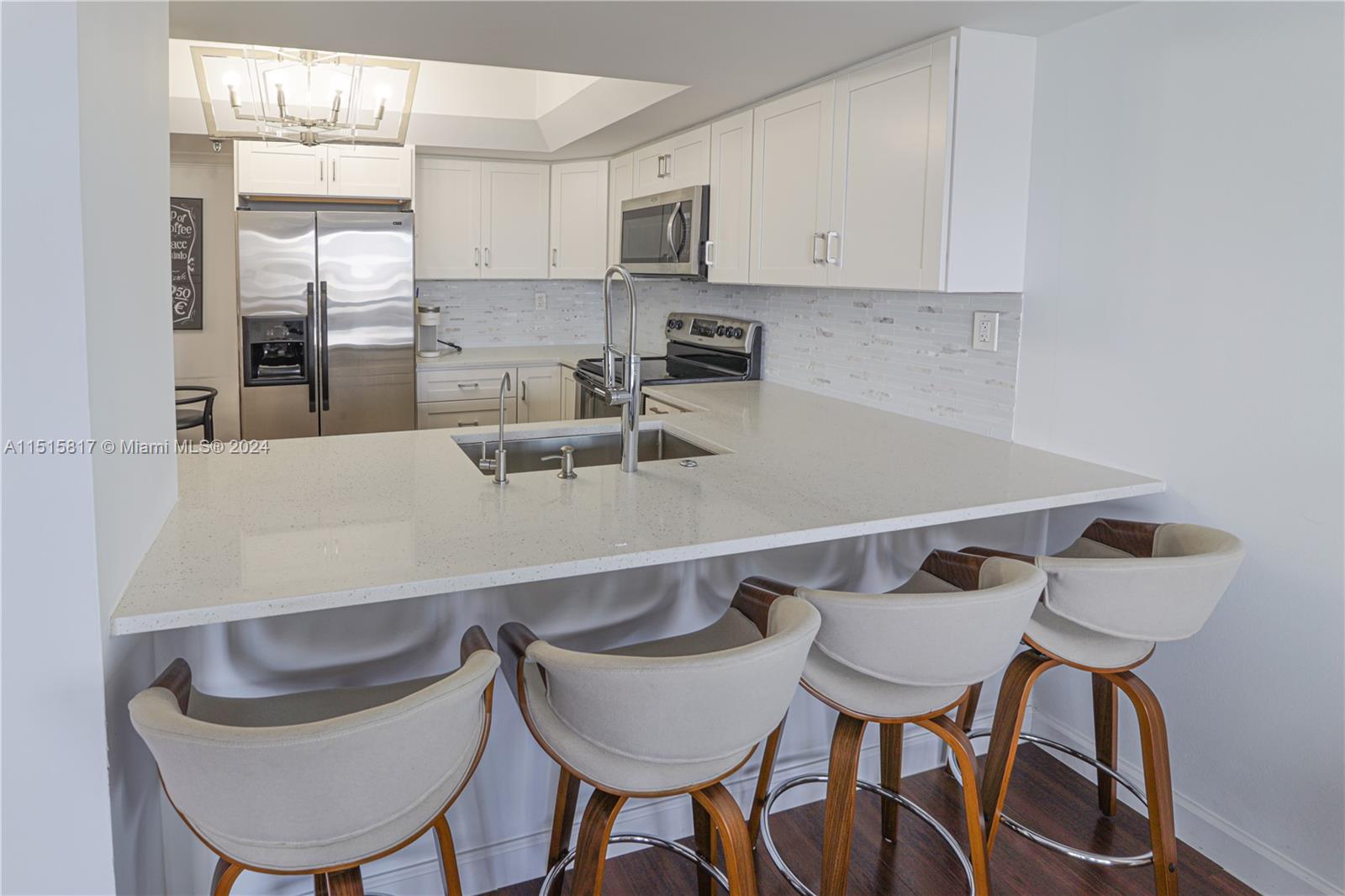 520 Brickell Key Dr A1604, Miami, Florida 33131, 2 Bedrooms Bedrooms, ,2 BathroomsBathrooms,Residentiallease,For Rent,520 Brickell Key Dr A1604,A11515817