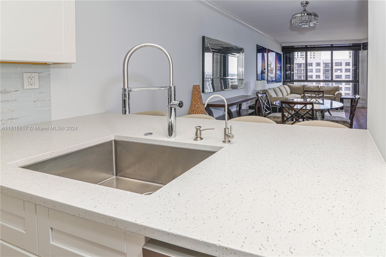 520 Brickell Key Dr A1604, Miami, Florida 33131, 2 Bedrooms Bedrooms, ,2 BathroomsBathrooms,Residentiallease,For Rent,520 Brickell Key Dr A1604,A11515817