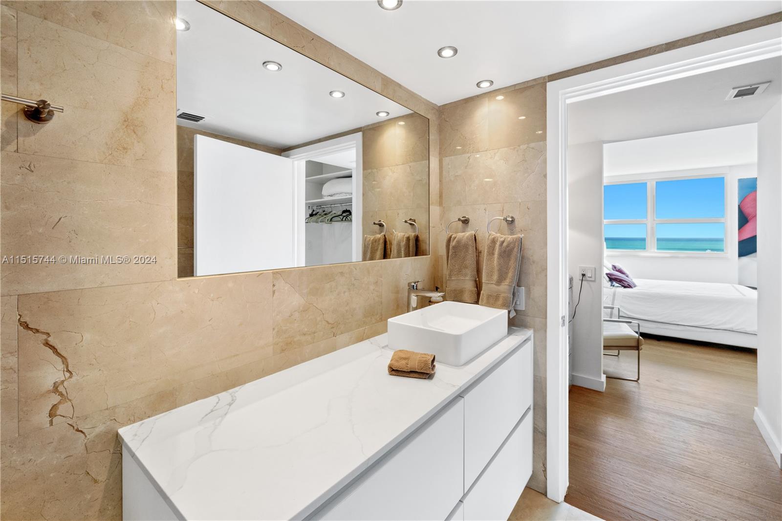 650 West Ave 2310, Miami Beach, Florida 33139, 2 Bedrooms Bedrooms, ,2 BathroomsBathrooms,Residential,For Sale,650 West Ave 2310,A11515744