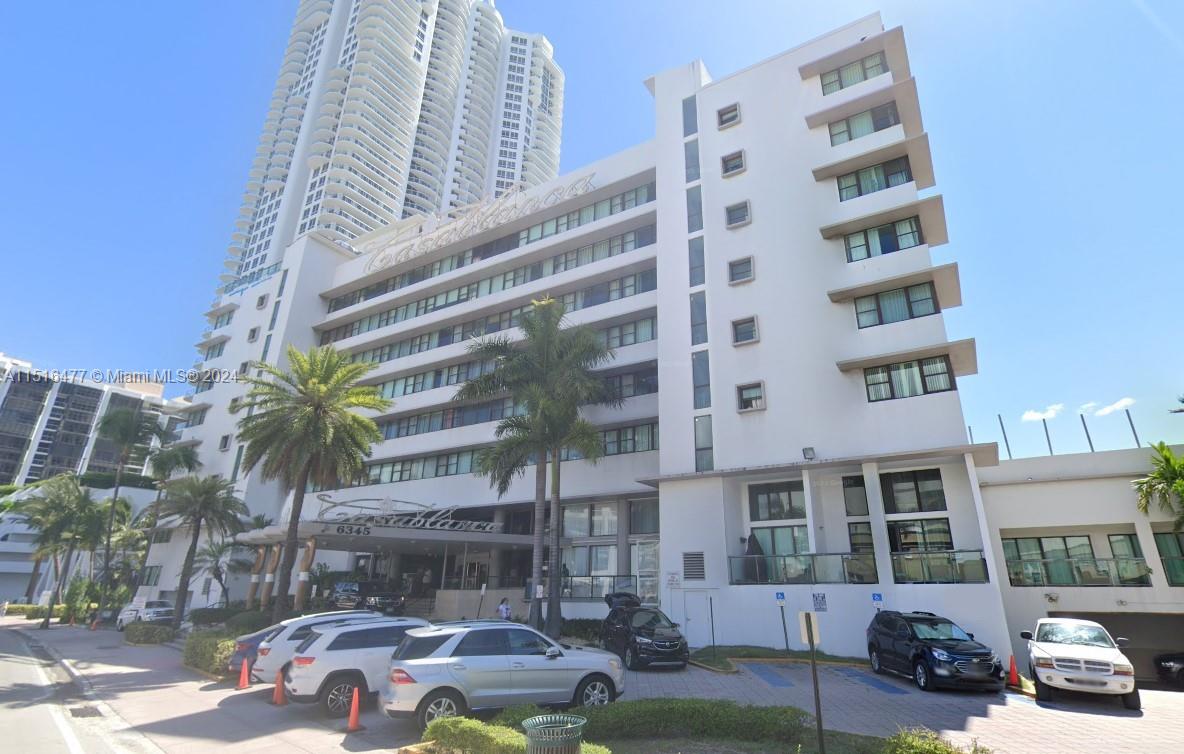 6345 Collins Ave 703, Miami Beach, Florida 33141, ,1 BathroomBathrooms,Residential,For Sale,6345 Collins Ave 703,A11516477