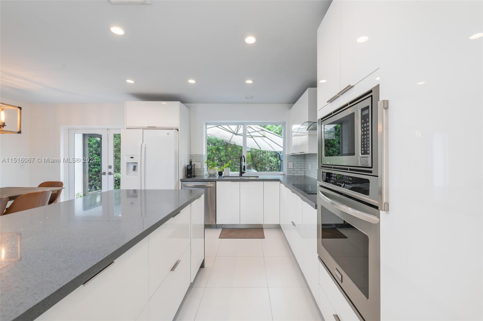 424 E Dilido Dr, Miami Beach, Florida 33139, 4 Bedrooms Bedrooms, ,3 BathroomsBathrooms,Residential,For Sale,424 E Dilido Dr,A11516067