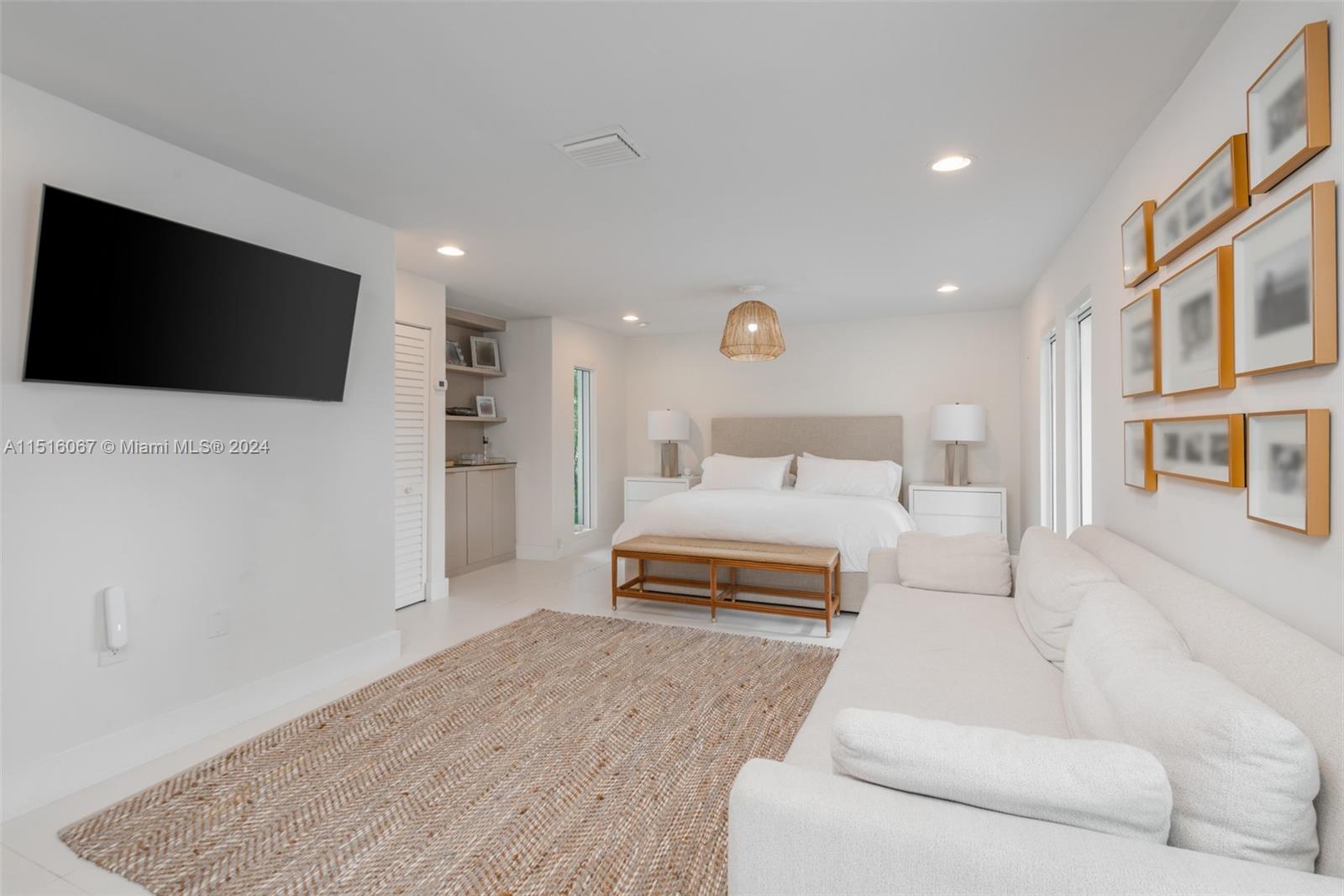 424 E Dilido Dr, Miami Beach, Florida 33139, 4 Bedrooms Bedrooms, ,3 BathroomsBathrooms,Residential,For Sale,424 E Dilido Dr,A11516067