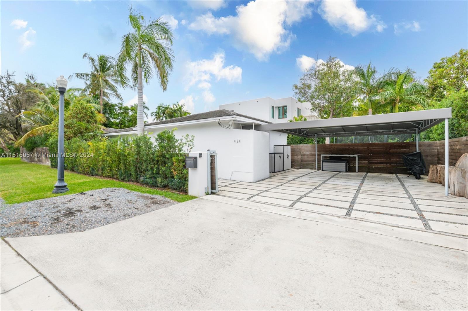 424 E Dilido Dr, Miami Beach, Florida 33139, 4 Bedrooms Bedrooms, ,3 BathroomsBathrooms,Residential,For Sale,424 E Dilido Dr,A11516067