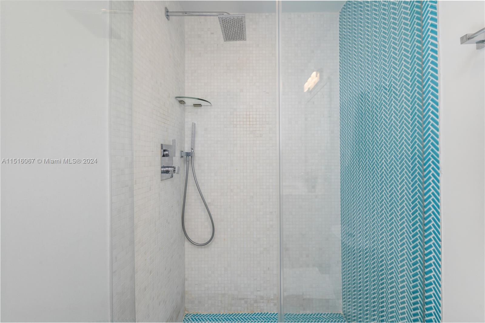 424 E Dilido Dr, Miami Beach, Florida 33139, 4 Bedrooms Bedrooms, ,3 BathroomsBathrooms,Residential,For Sale,424 E Dilido Dr,A11516067