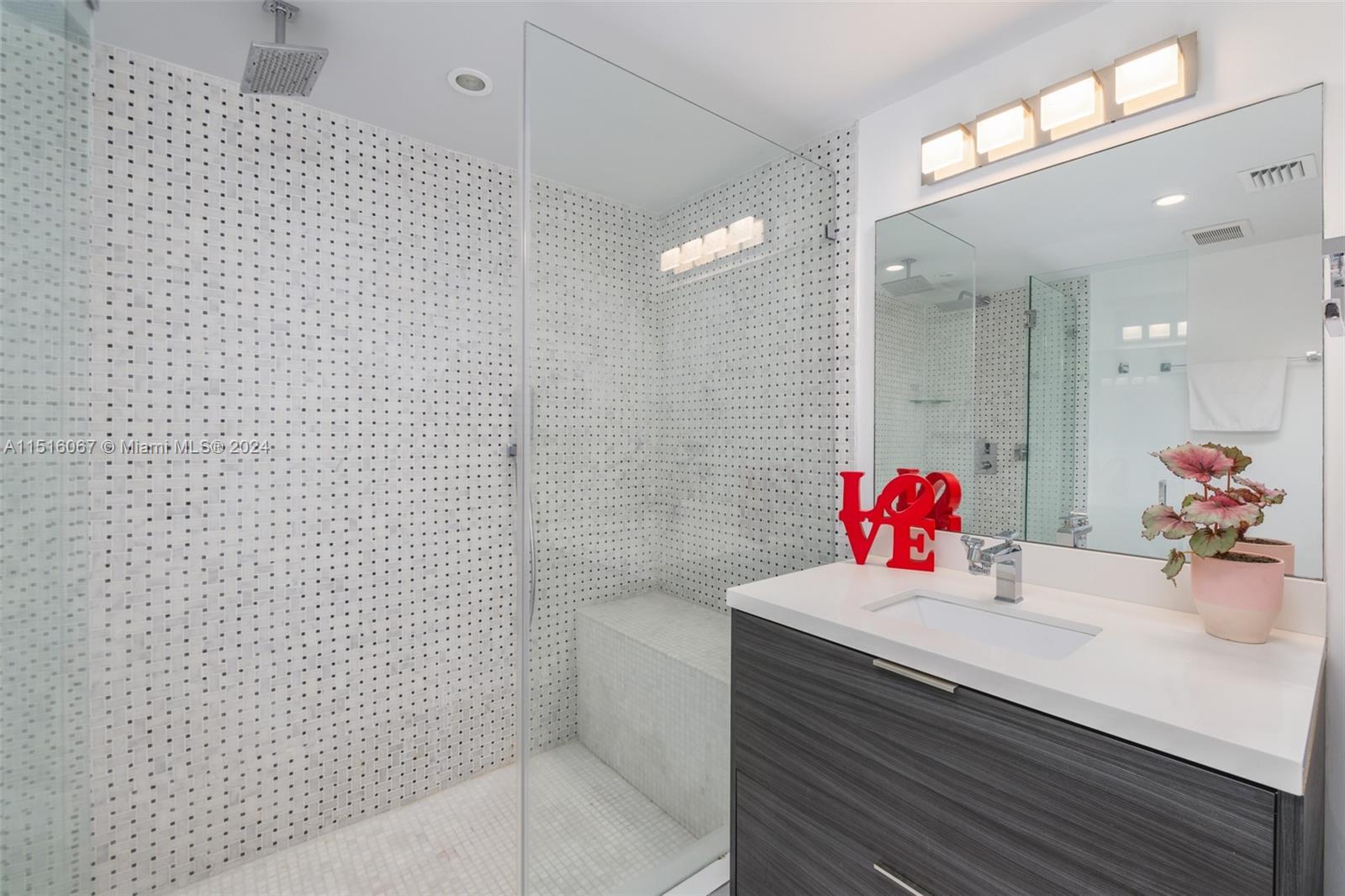 424 E Dilido Dr, Miami Beach, Florida 33139, 4 Bedrooms Bedrooms, ,3 BathroomsBathrooms,Residential,For Sale,424 E Dilido Dr,A11516067