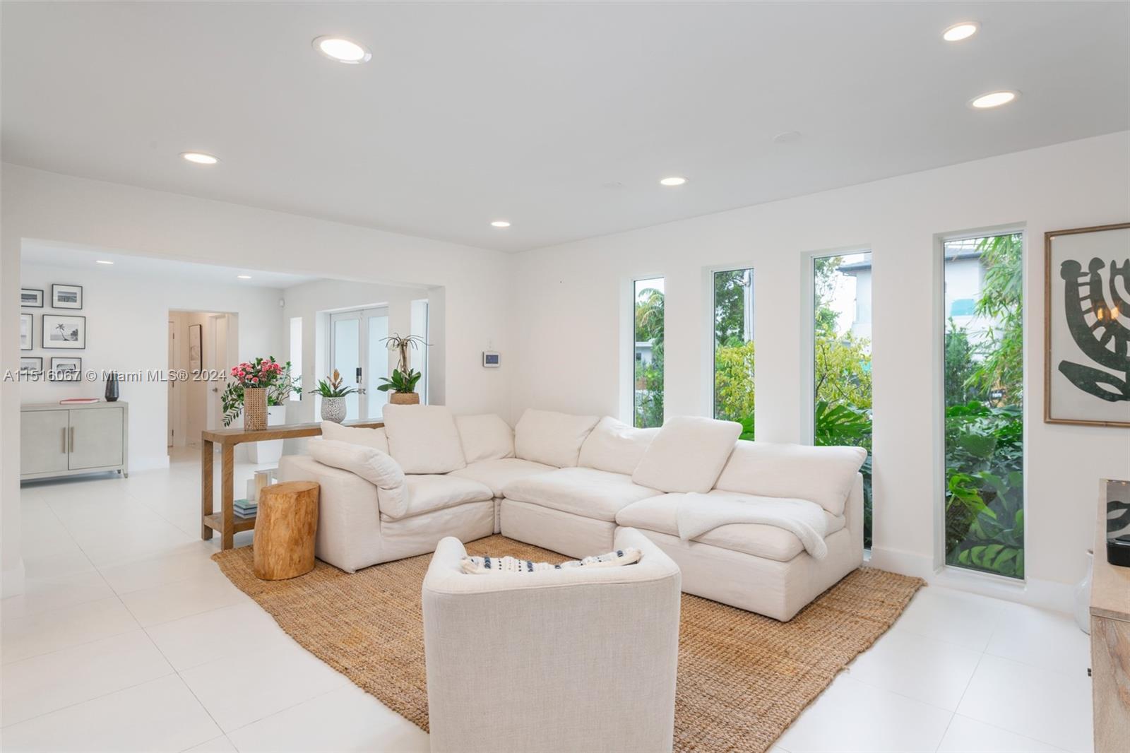 424 E Dilido Dr, Miami Beach, Florida 33139, 4 Bedrooms Bedrooms, ,3 BathroomsBathrooms,Residential,For Sale,424 E Dilido Dr,A11516067