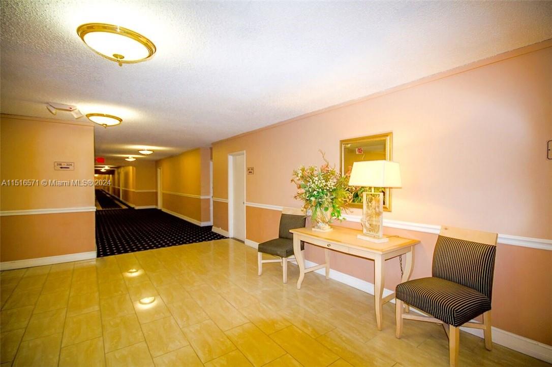 5005 COLLINS AV 304, Miami Beach, Florida 33140, 1 Bedroom Bedrooms, ,1 BathroomBathrooms,Residential,For Sale,5005 COLLINS AV 304,A11516571