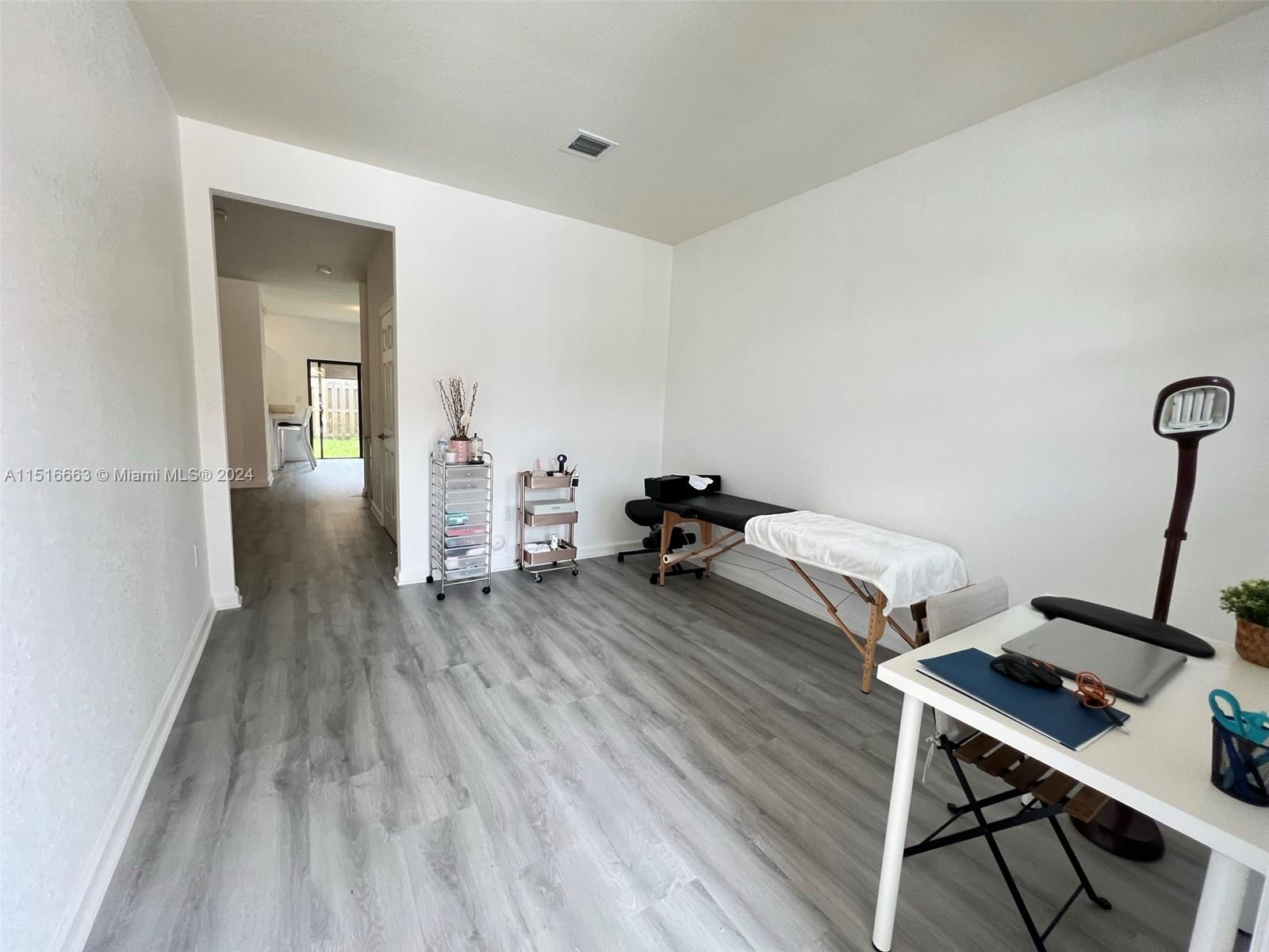 3376 SE 1st St, Homestead, Florida 33033, 3 Bedrooms Bedrooms, ,2 BathroomsBathrooms,Residential,For Sale,3376 SE 1st St,A11516663
