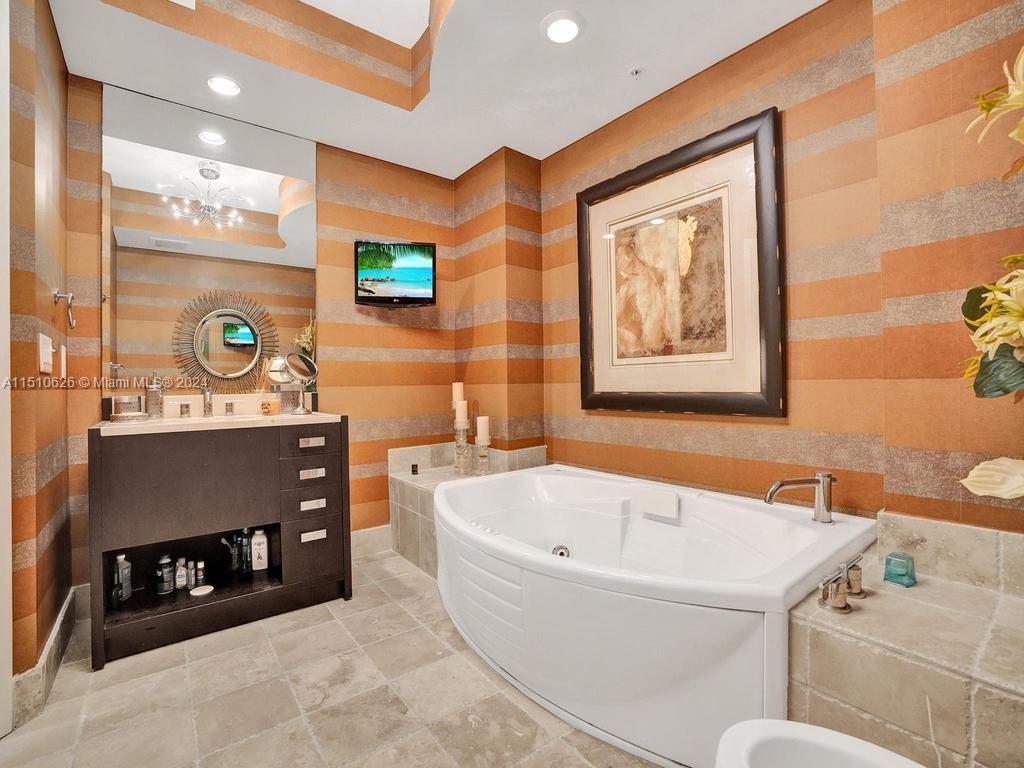 his and hers master bathroom