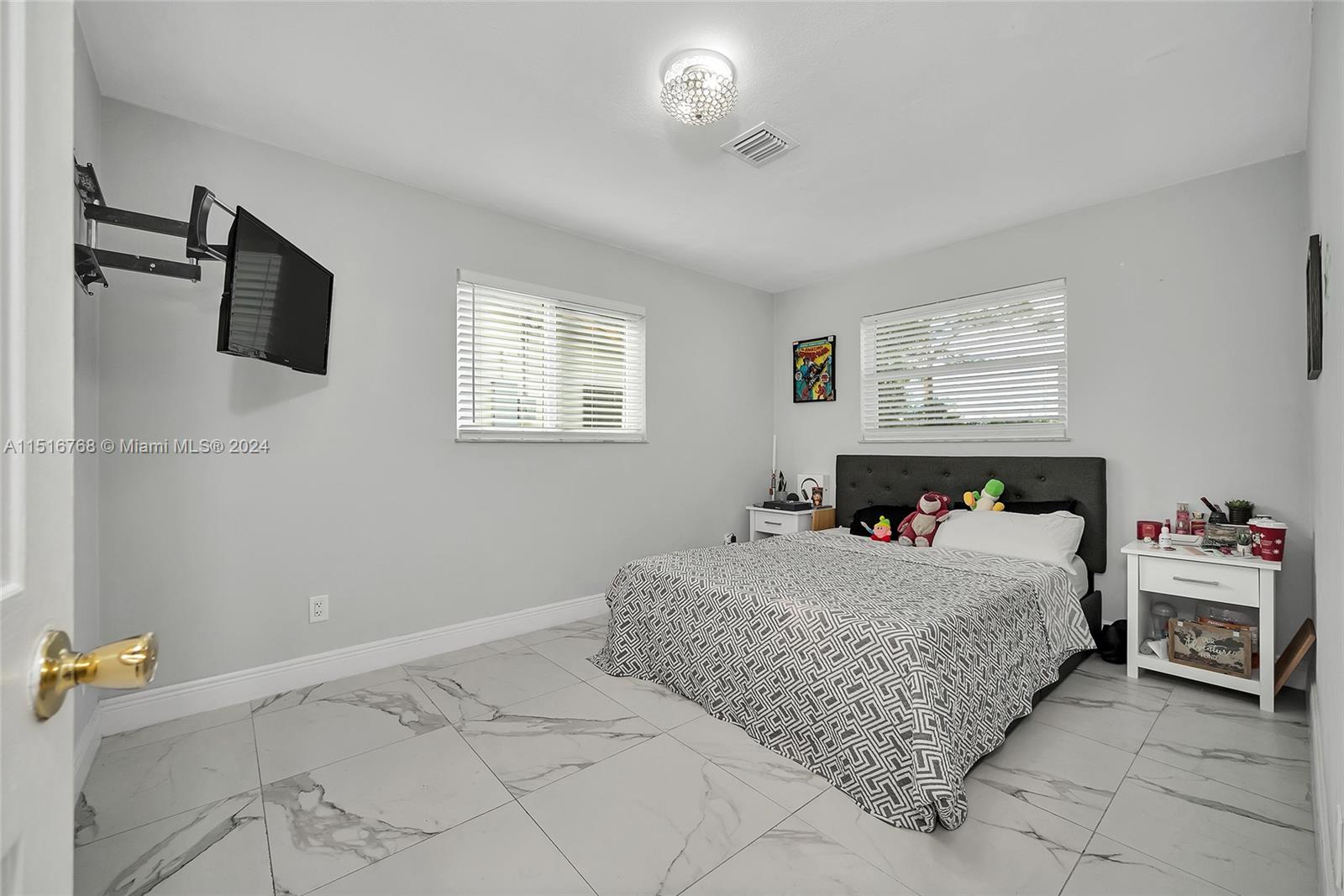 2751 NW 26th Ave, Oakland Park, Florida 33311, 4 Bedrooms Bedrooms, ,2 BathroomsBathrooms,Residential,For Sale,2751 NW 26th Ave,A11516768