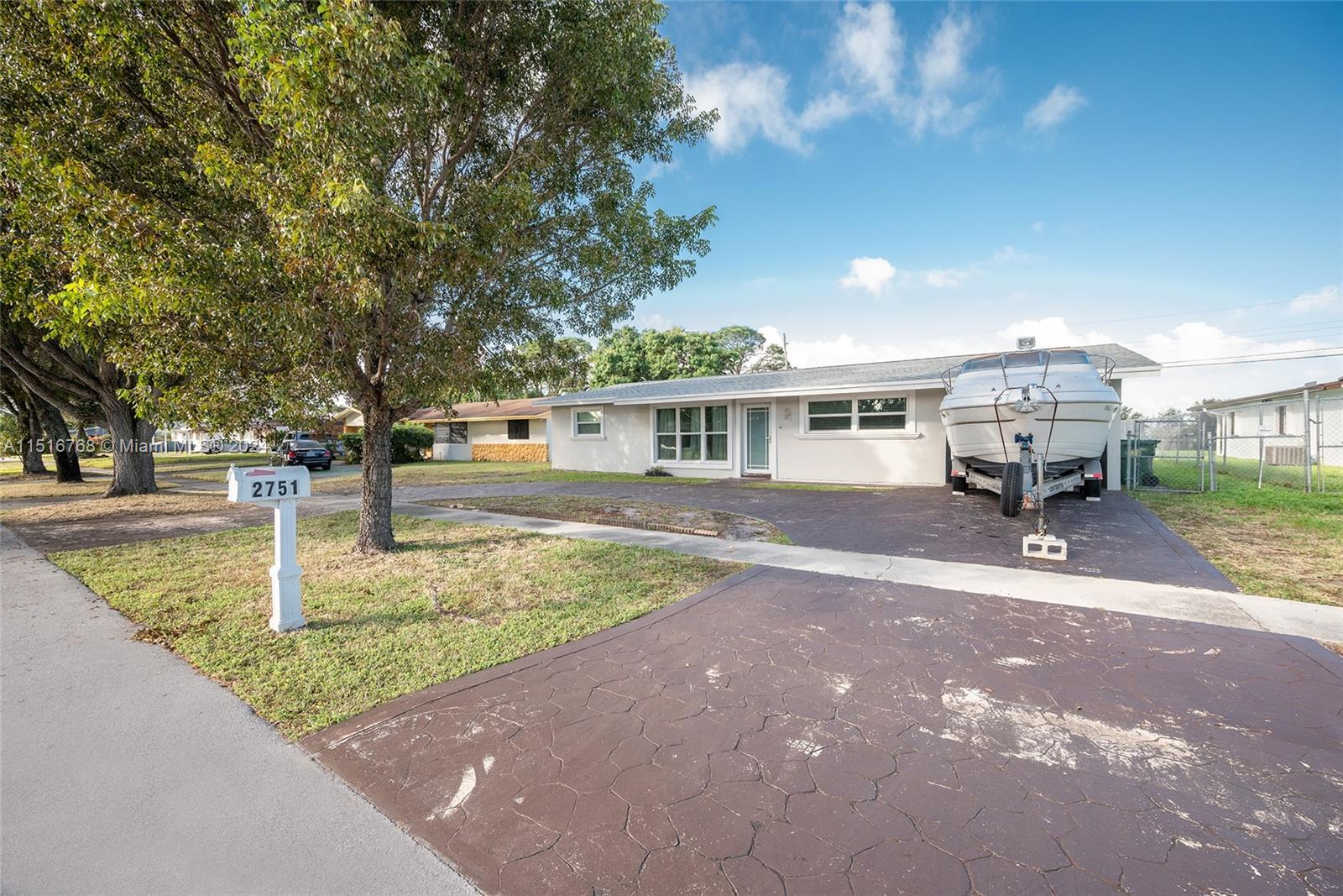 2751 NW 26th Ave, Oakland Park, Florida 33311, 4 Bedrooms Bedrooms, ,2 BathroomsBathrooms,Residential,For Sale,2751 NW 26th Ave,A11516768