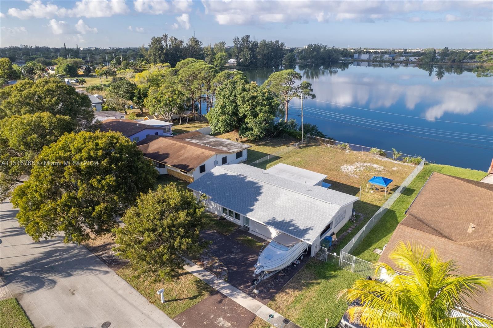 2751 NW 26th Ave, Oakland Park, Florida 33311, 4 Bedrooms Bedrooms, ,2 BathroomsBathrooms,Residential,For Sale,2751 NW 26th Ave,A11516768
