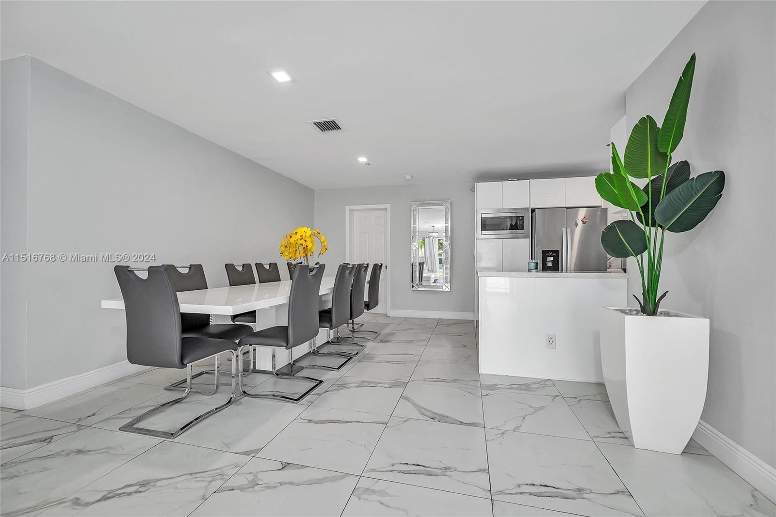 2751 NW 26th Ave, Oakland Park, Florida 33311, 4 Bedrooms Bedrooms, ,2 BathroomsBathrooms,Residential,For Sale,2751 NW 26th Ave,A11516768