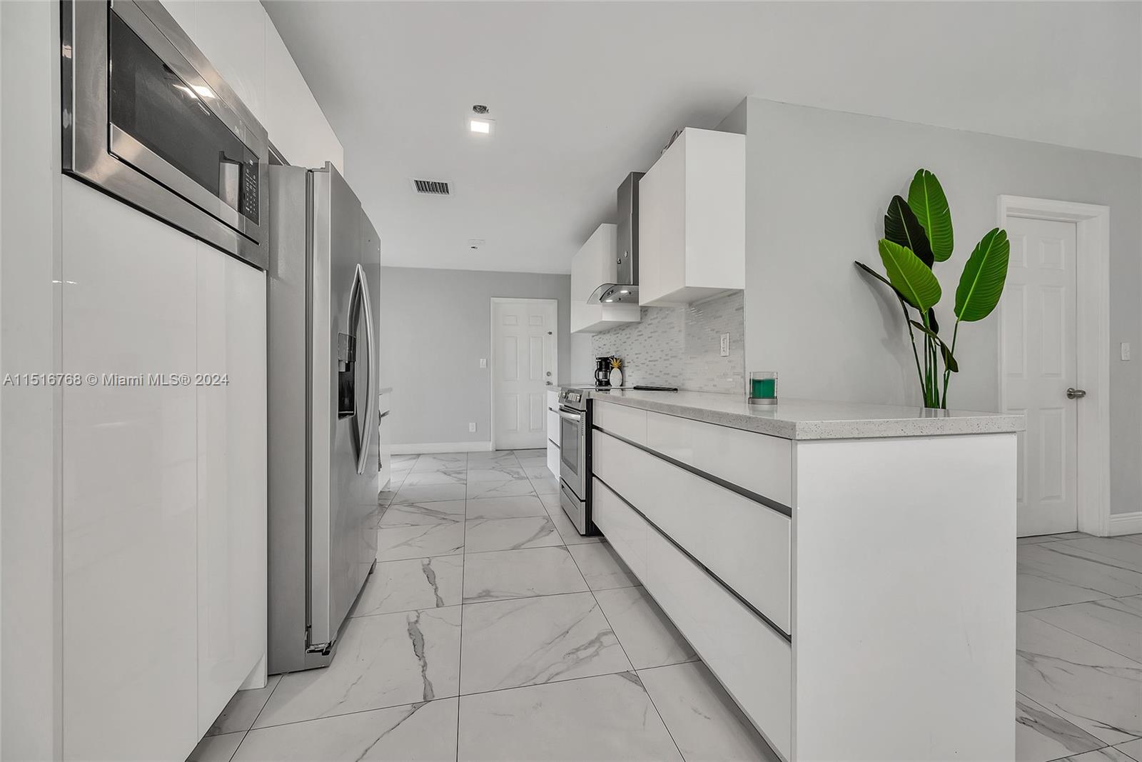 2751 NW 26th Ave, Oakland Park, Florida 33311, 4 Bedrooms Bedrooms, ,2 BathroomsBathrooms,Residential,For Sale,2751 NW 26th Ave,A11516768