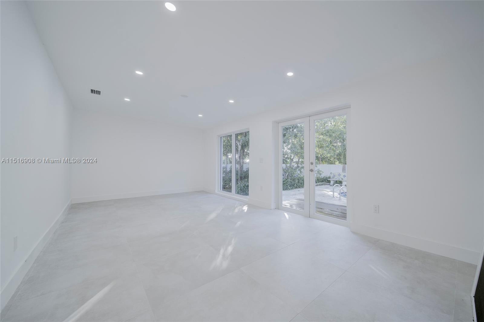 2020 Alamanda Dr 2020, North Miami, Florida 33181, 4 Bedrooms Bedrooms, ,3 BathroomsBathrooms,Residentiallease,For Rent,2020 Alamanda Dr 2020,A11516908